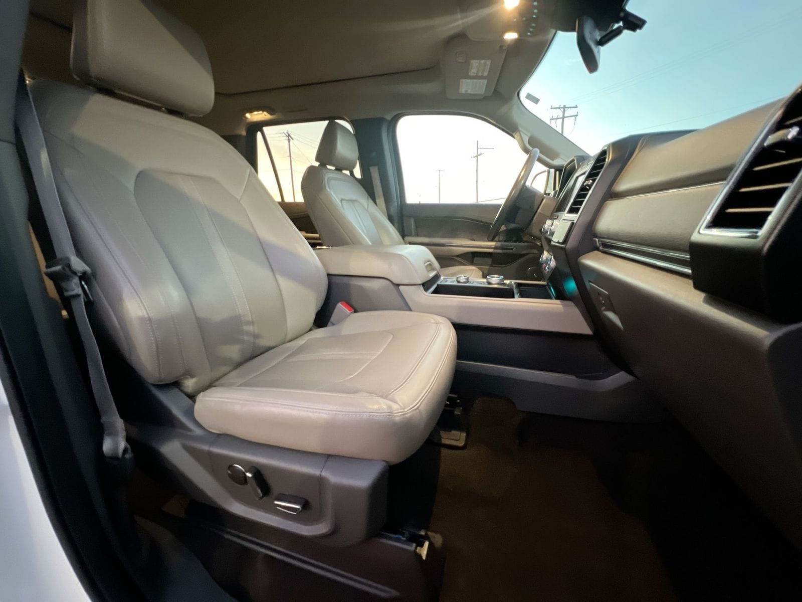 Thumbnail: 2021 Ford Expedition - 20