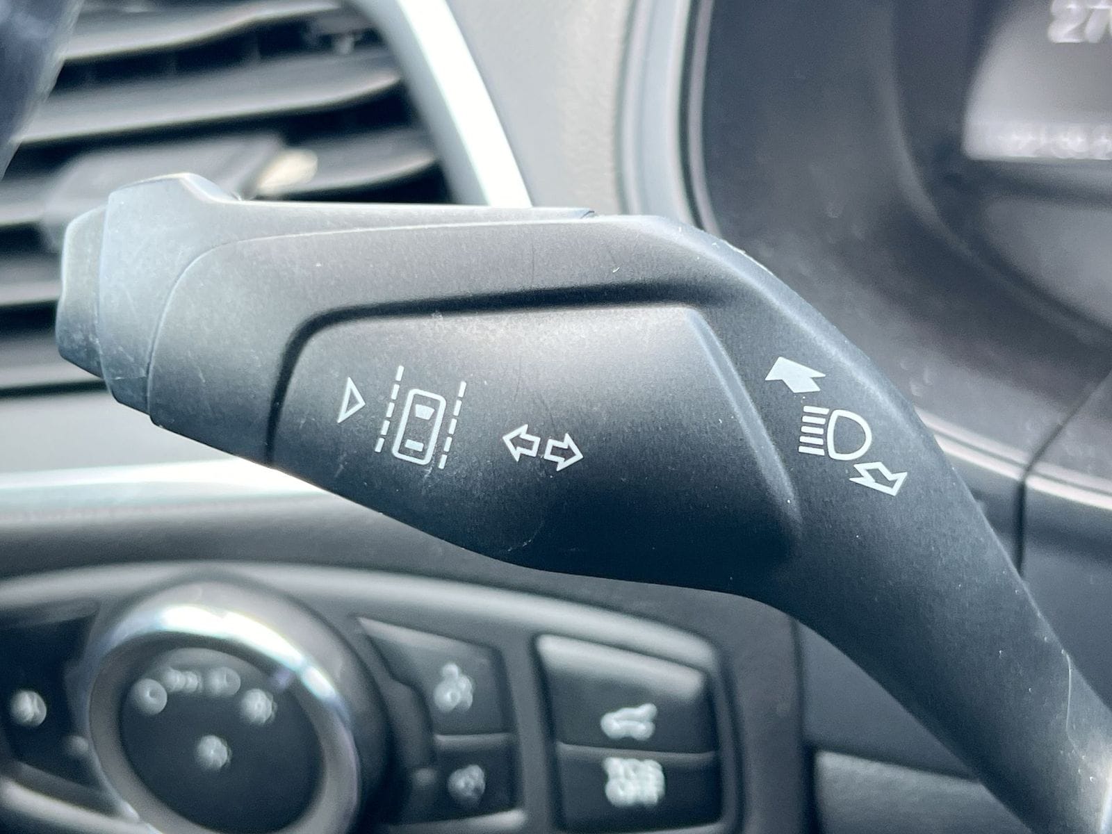 Thumbnail: 2024 Ford Edge - 26