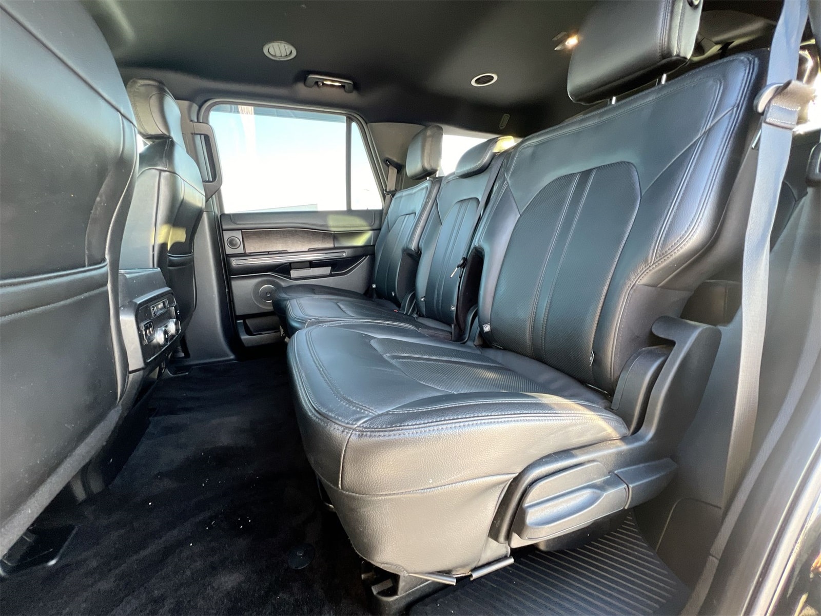 Thumbnail: 2018 Ford Expedition - 19