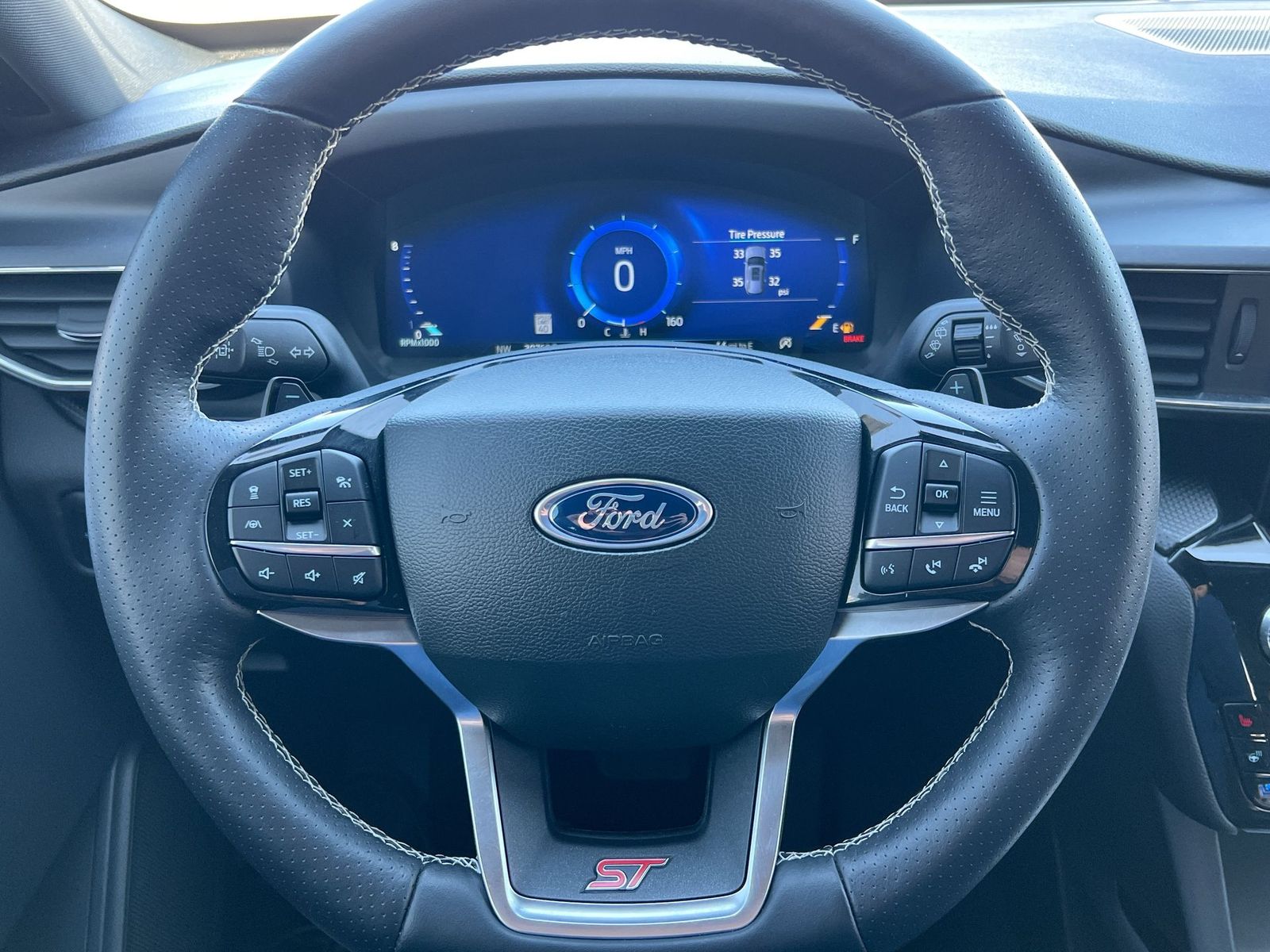 Thumbnail: 2023 Ford Explorer - 22