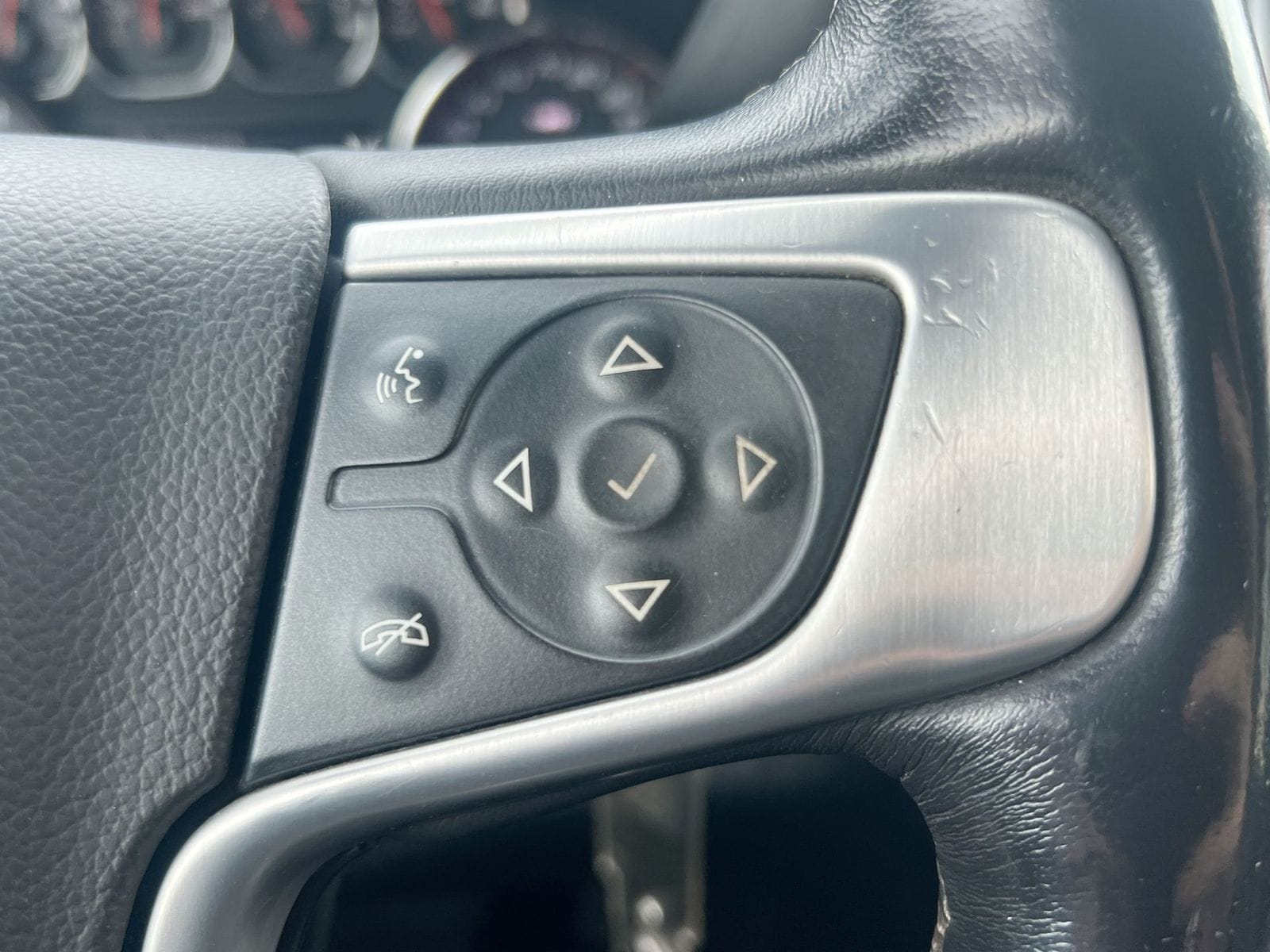 Thumbnail: 2015 GMC Sierra 1500 - 24