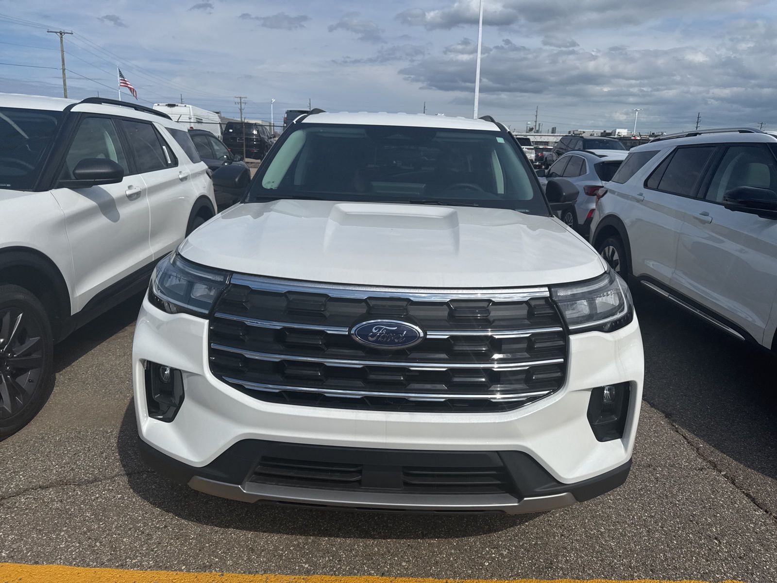 Thumbnail: 2026 Ford Explorer - 4