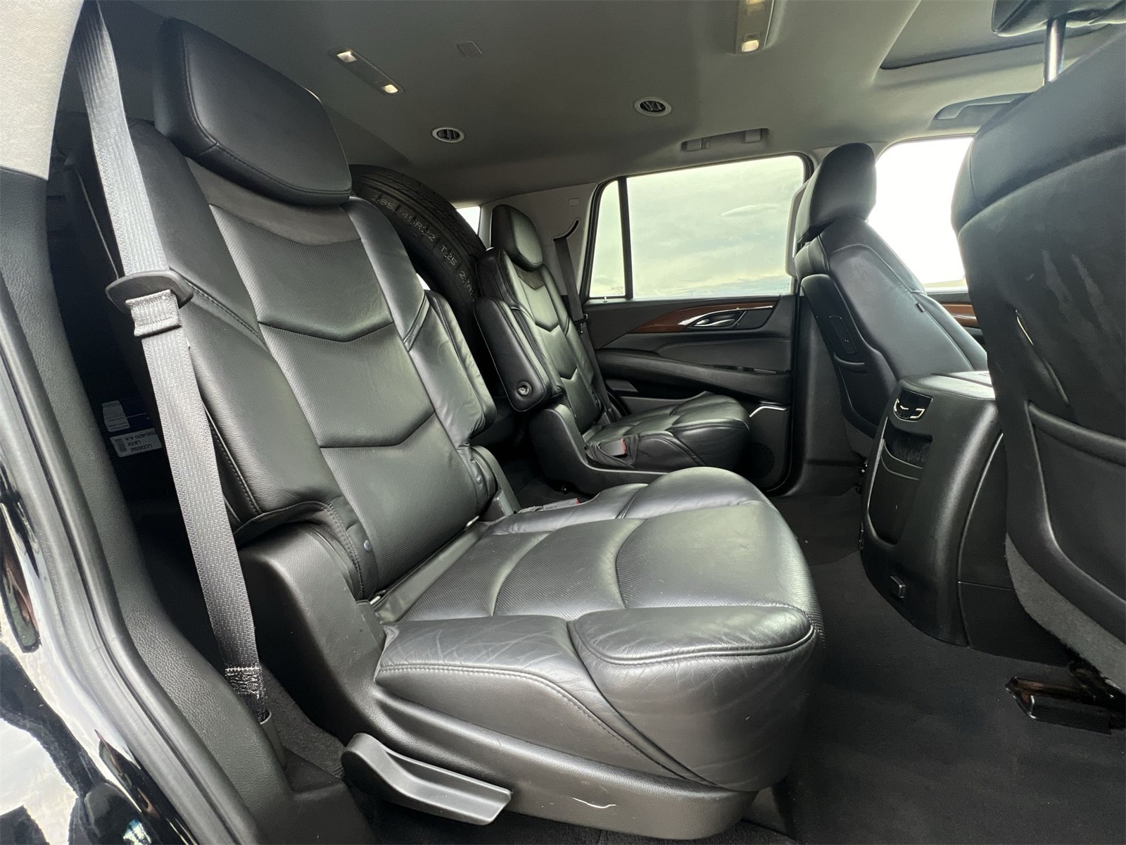 Thumbnail: 2018 Cadillac Escalade - 22