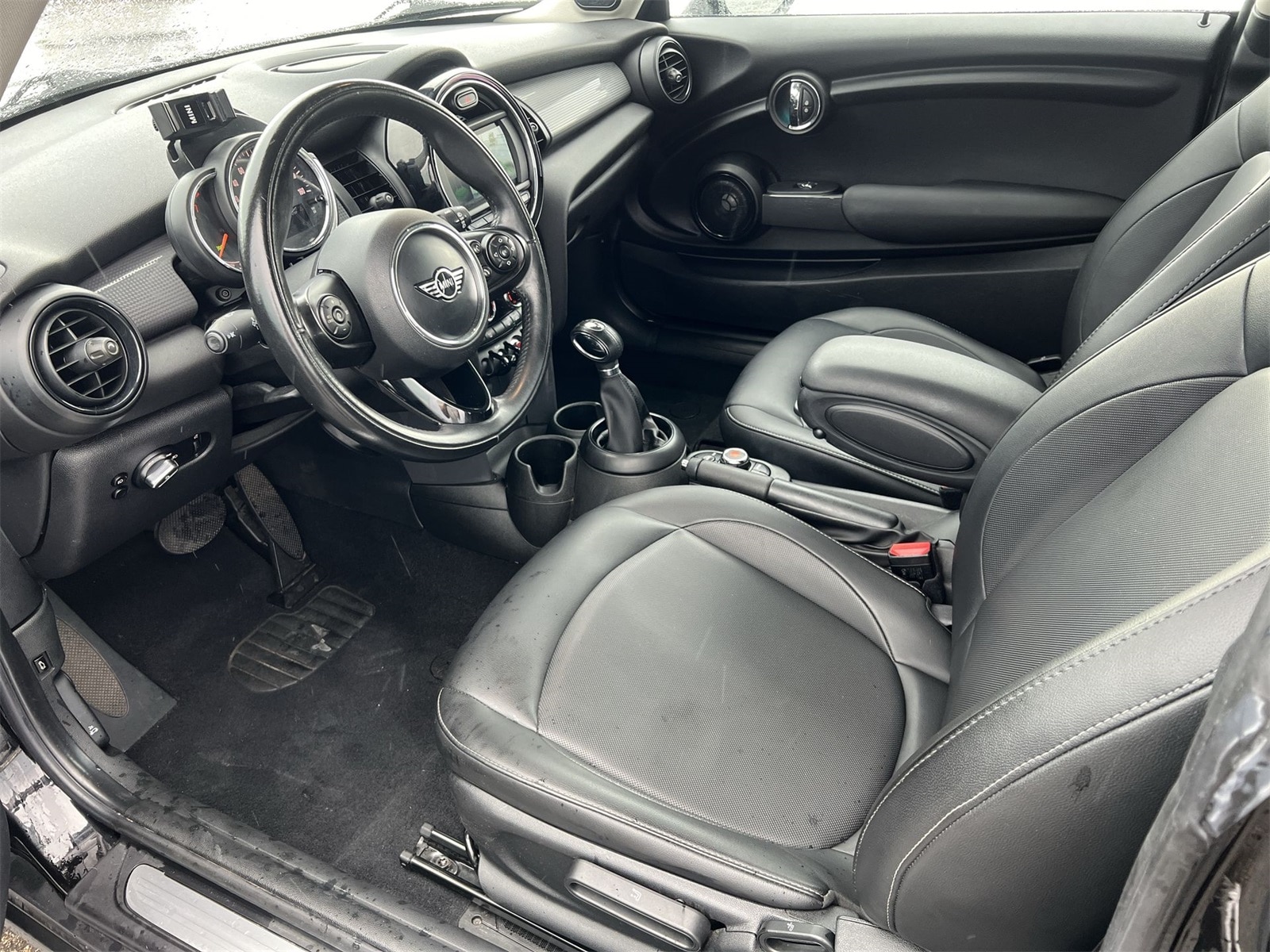 Thumbnail: 2019 MINI Cooper - 10