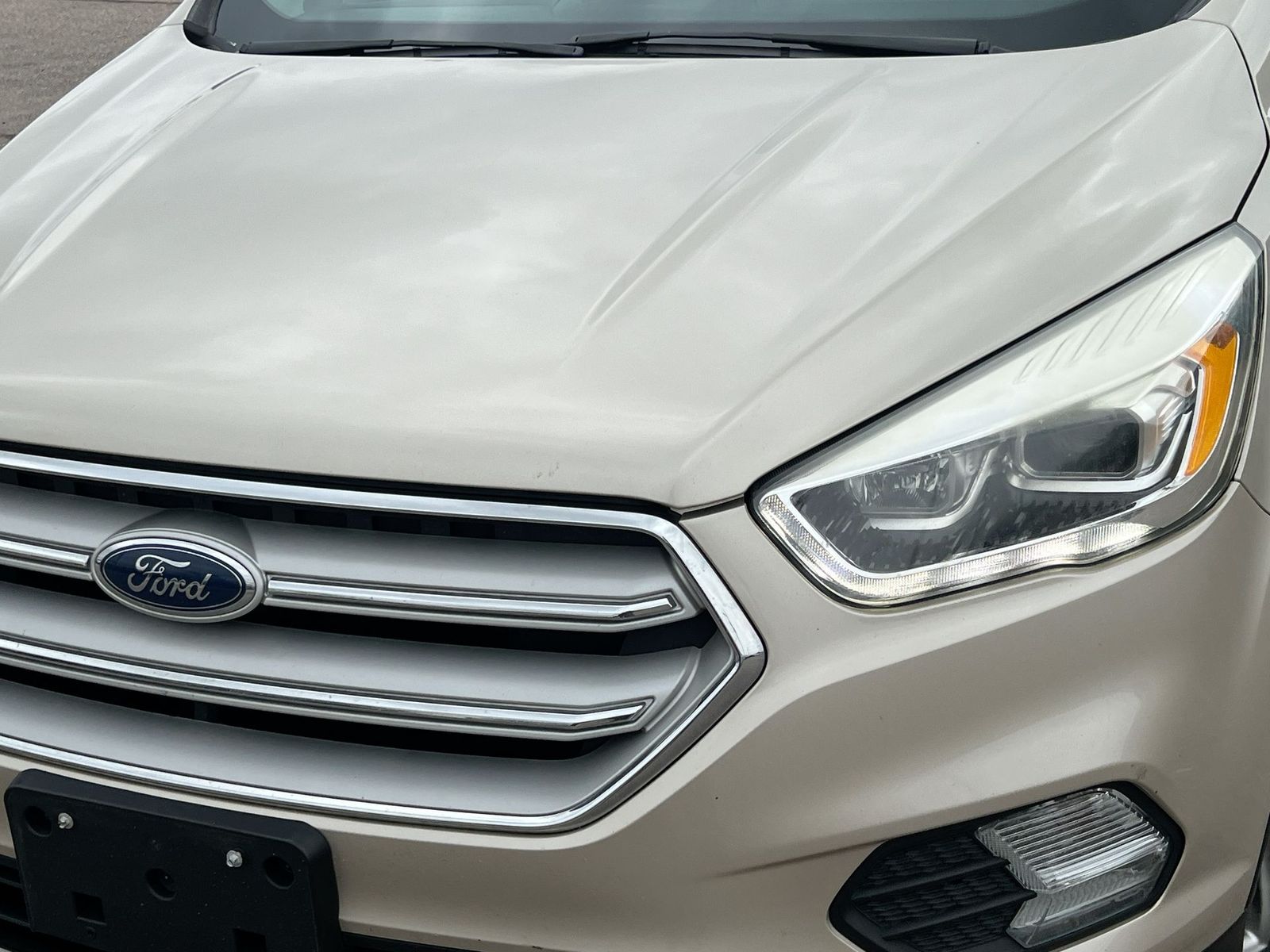 Thumbnail: 2018 Ford Escape - 11