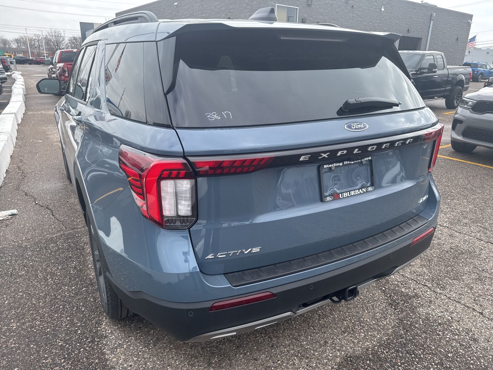 Thumbnail: 2026 Ford Explorer - 7