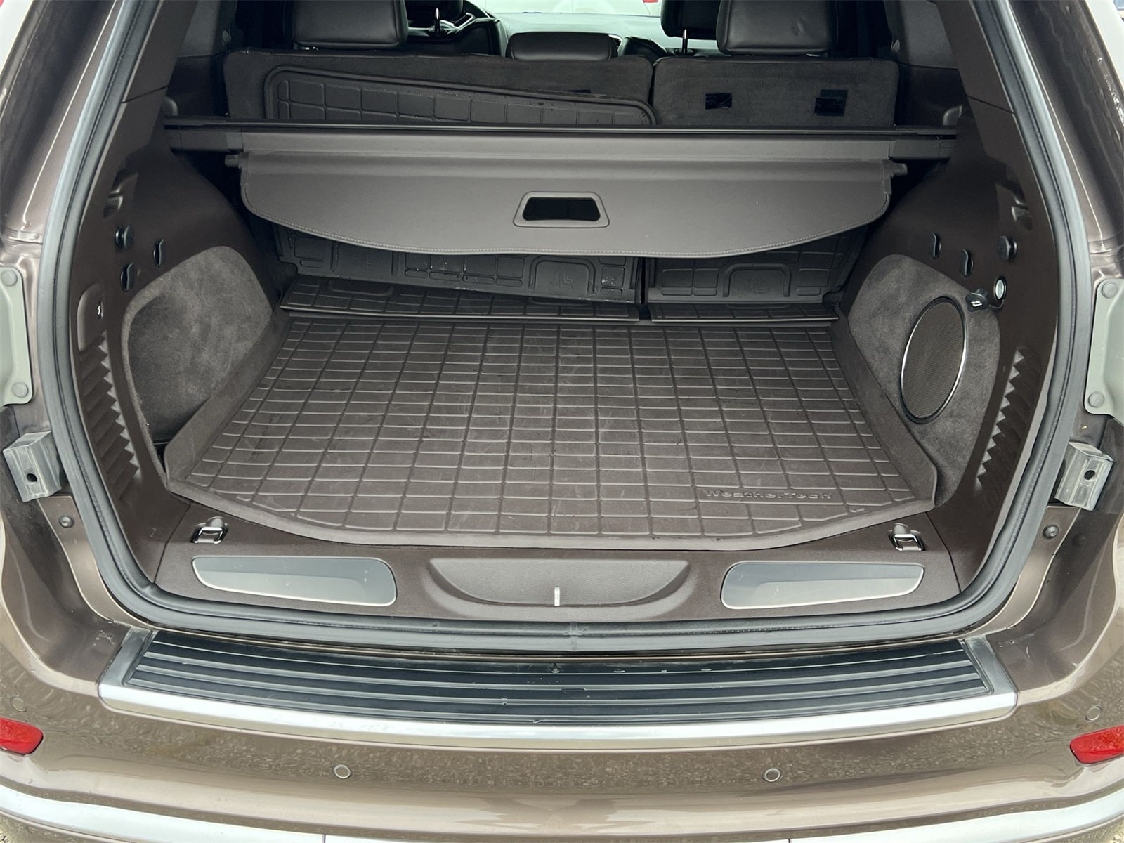 Thumbnail: 2018 Jeep Grand Cherokee - 33