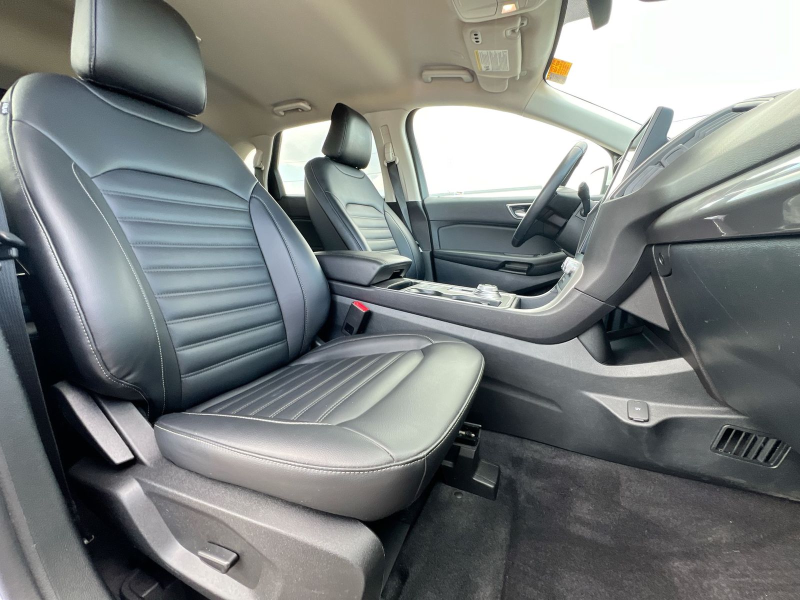 Thumbnail: 2024 Ford Edge - 21