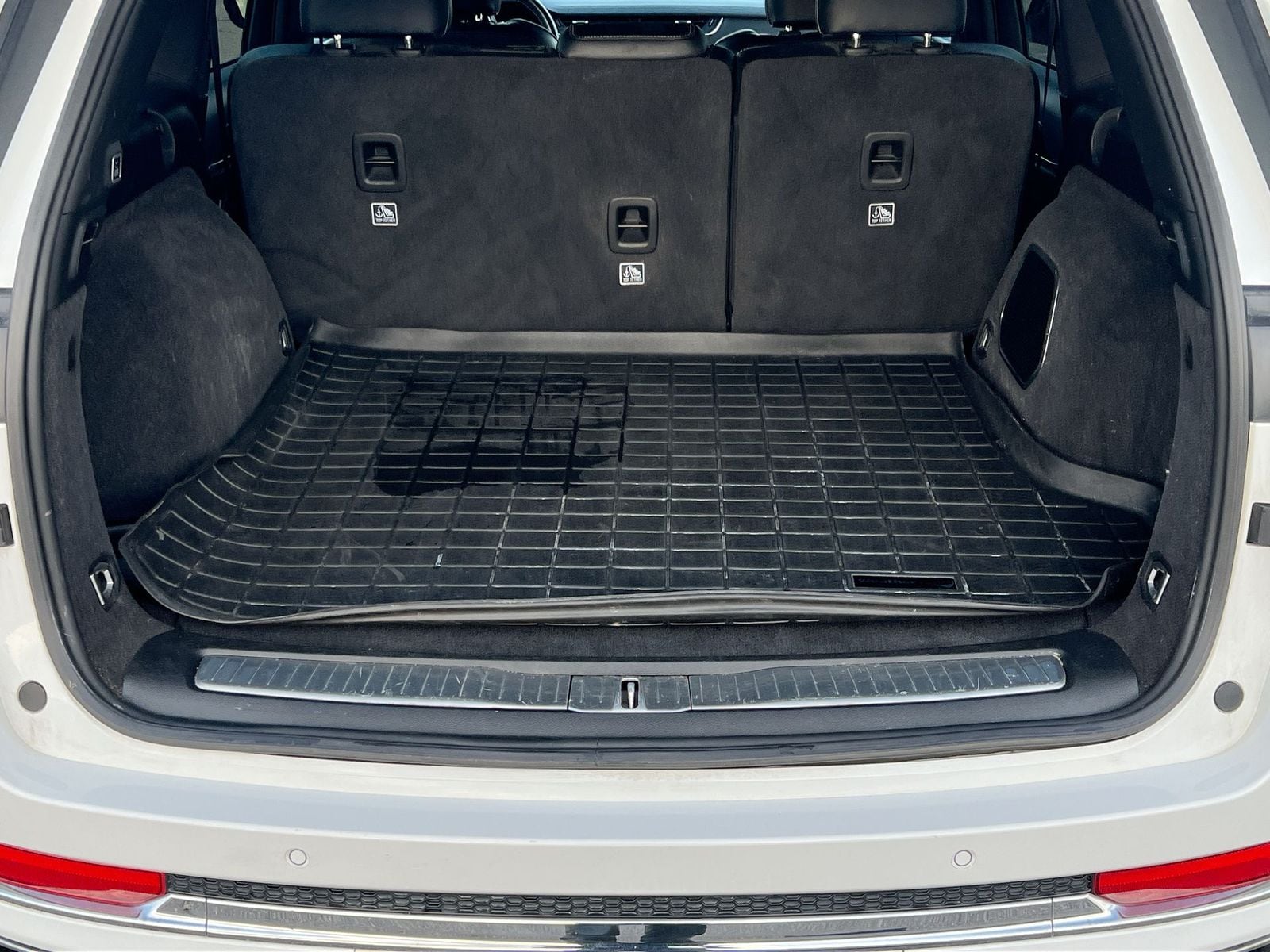 Thumbnail: 2022 Jeep Grand Cherokee - 34