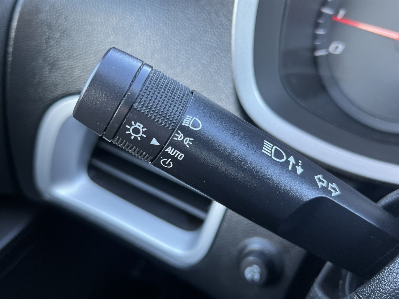 Thumbnail: 2017 Chevrolet Equinox - 27