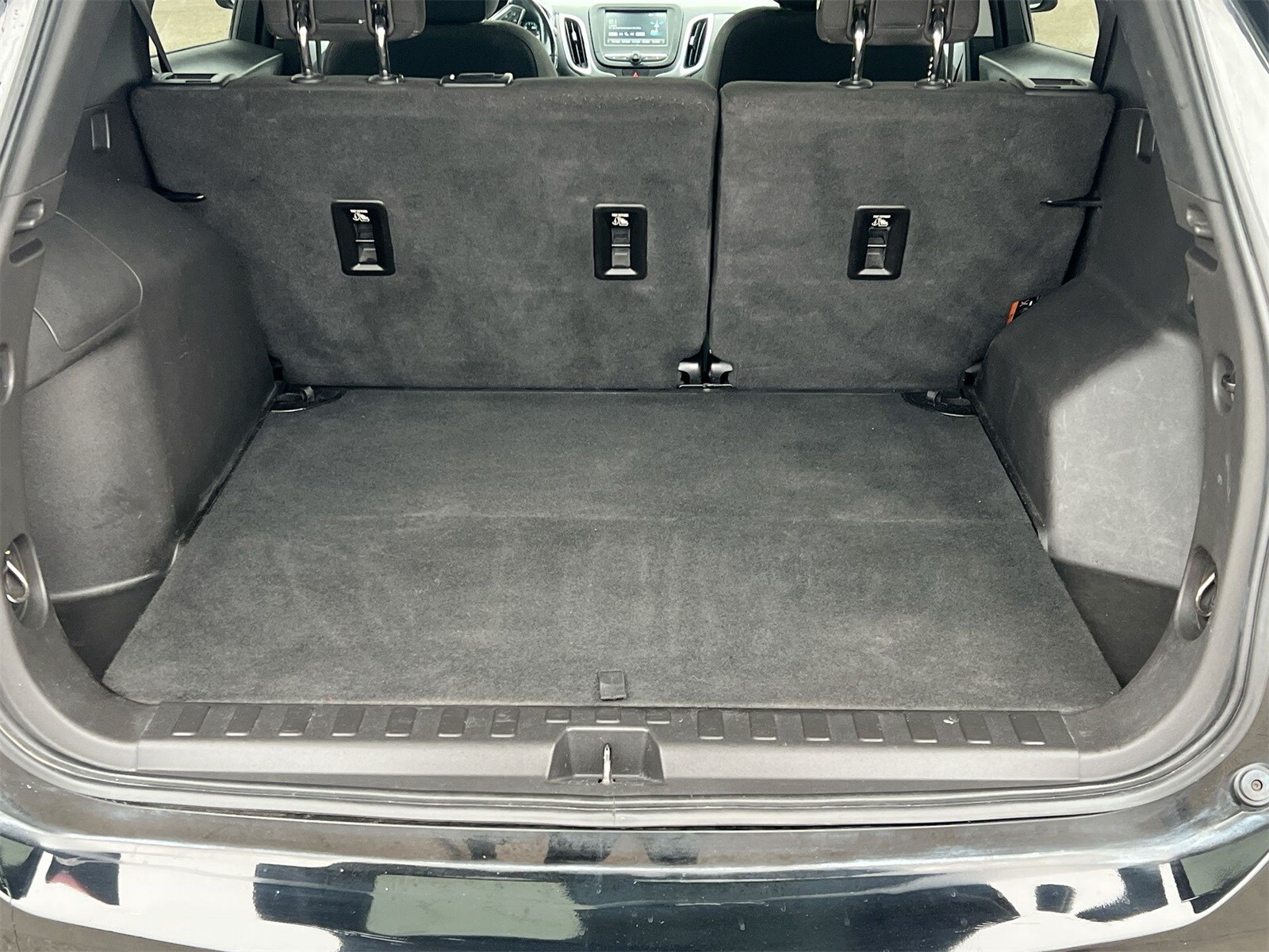 Thumbnail: 2018 Chevrolet Equinox - 33