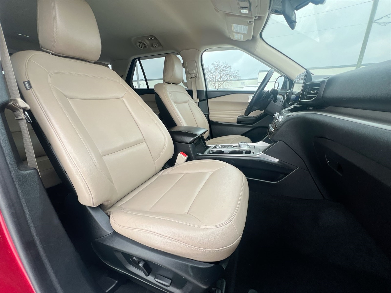 Thumbnail: 2020 Ford Explorer - 21