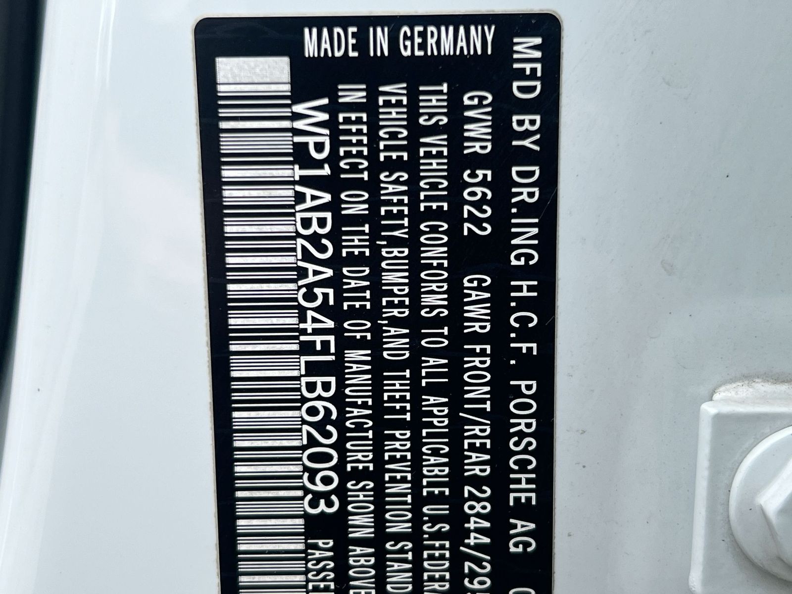 Thumbnail: 2015 Porsche Macan - 35