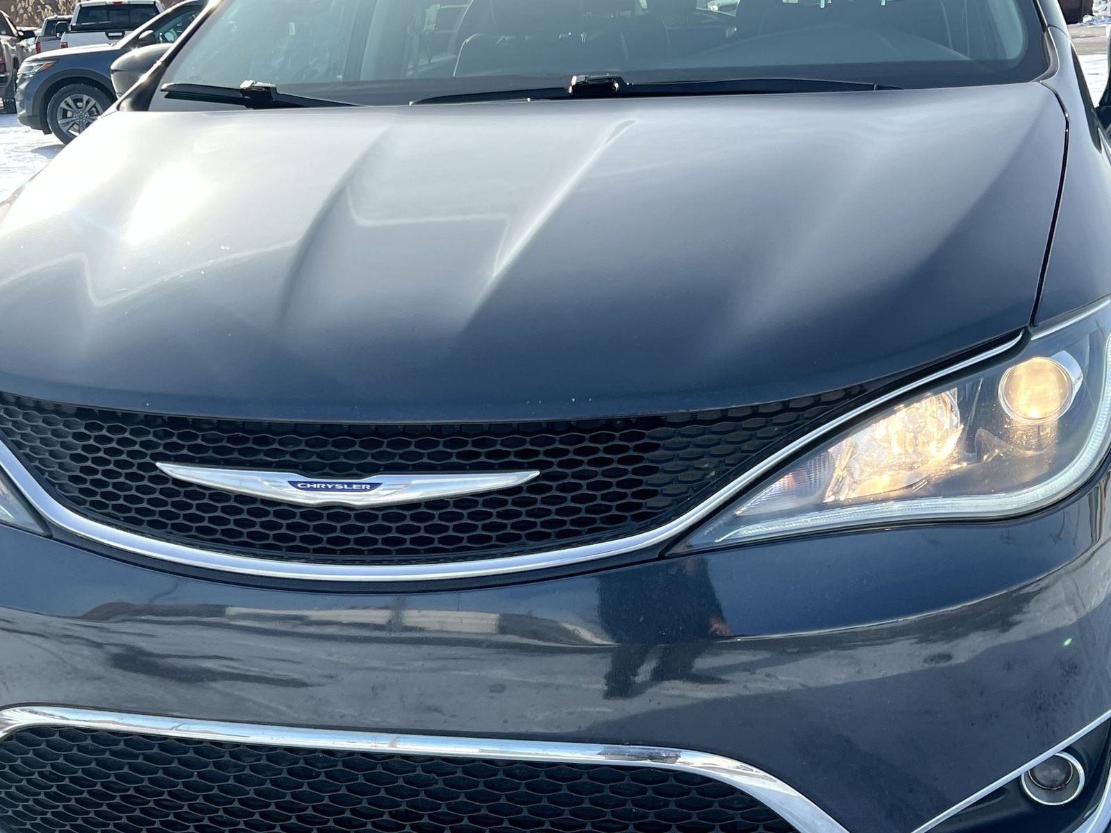Thumbnail: 2019 Chrysler Pacifica - 11