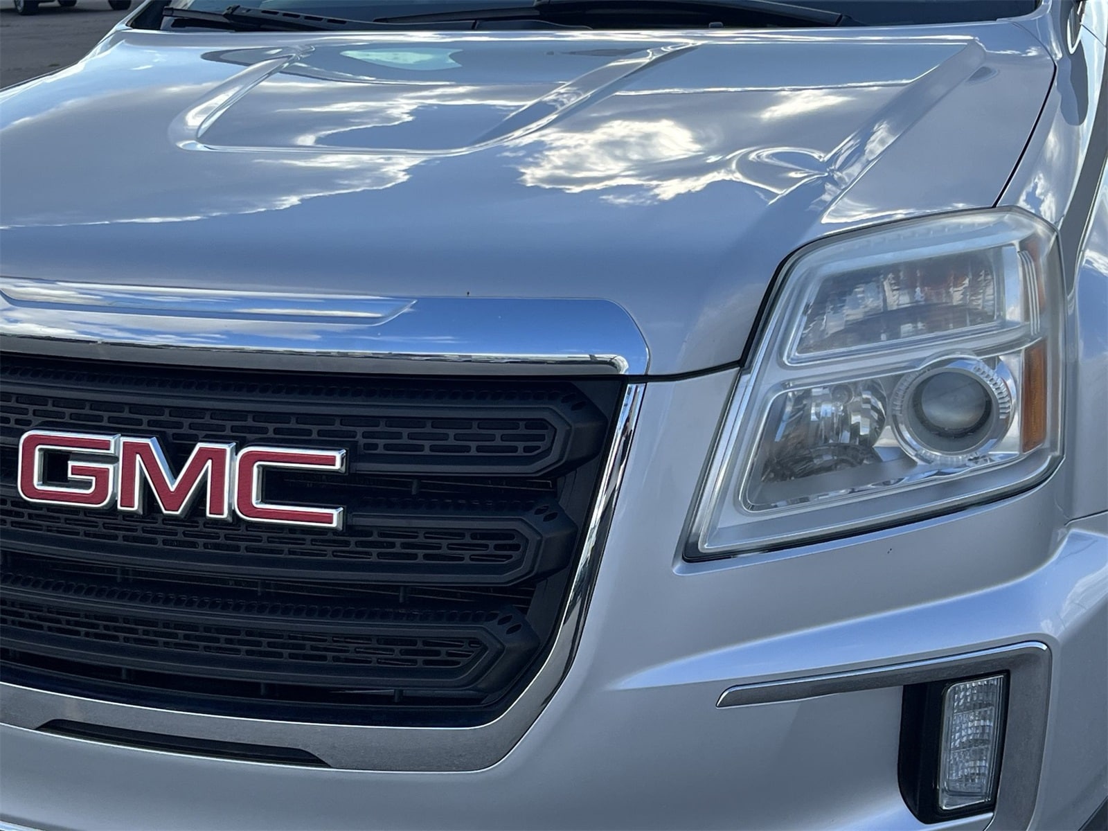 Thumbnail: 2017 GMC Terrain - 11