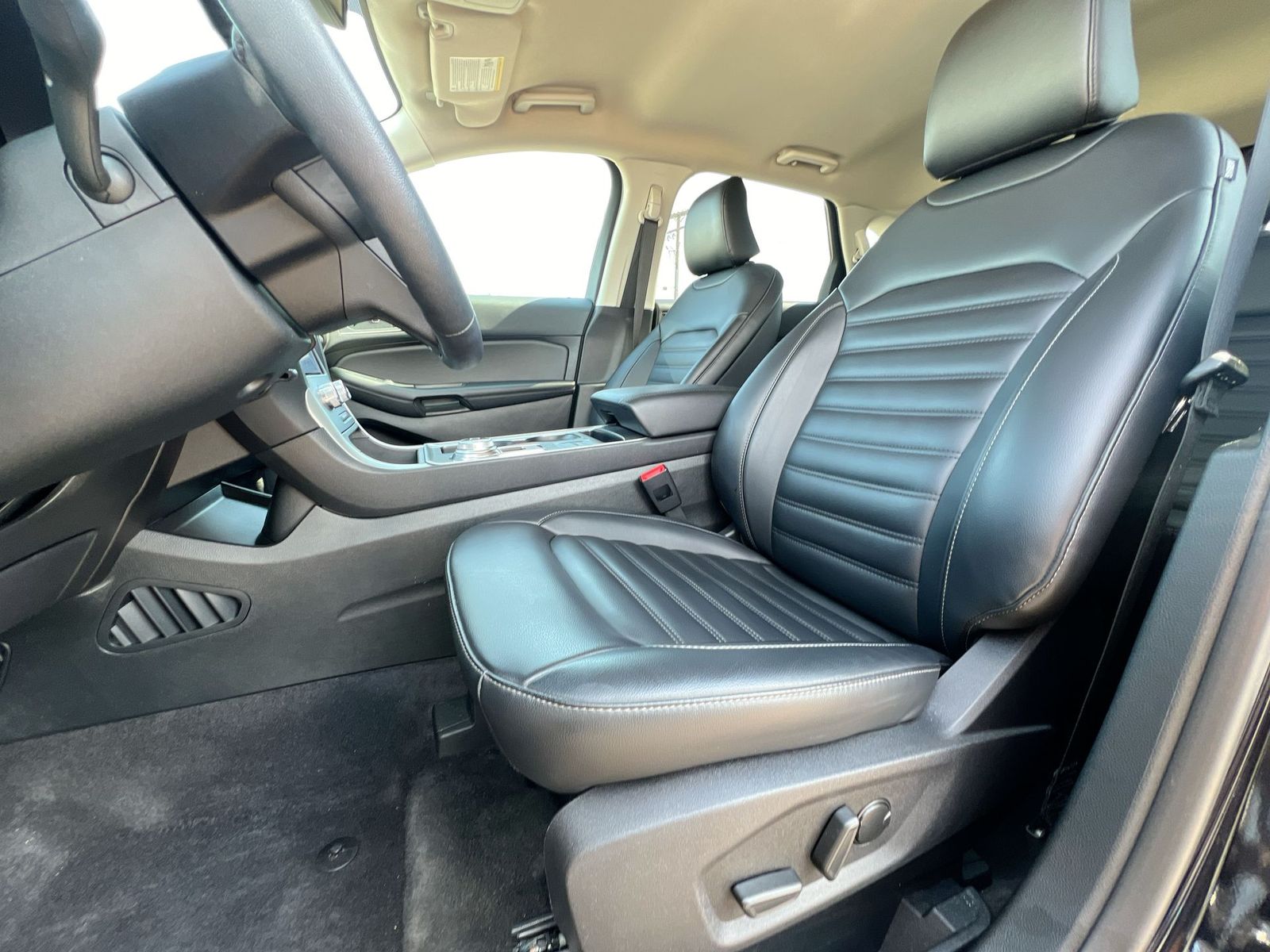 Thumbnail: 2024 Ford Edge - 16