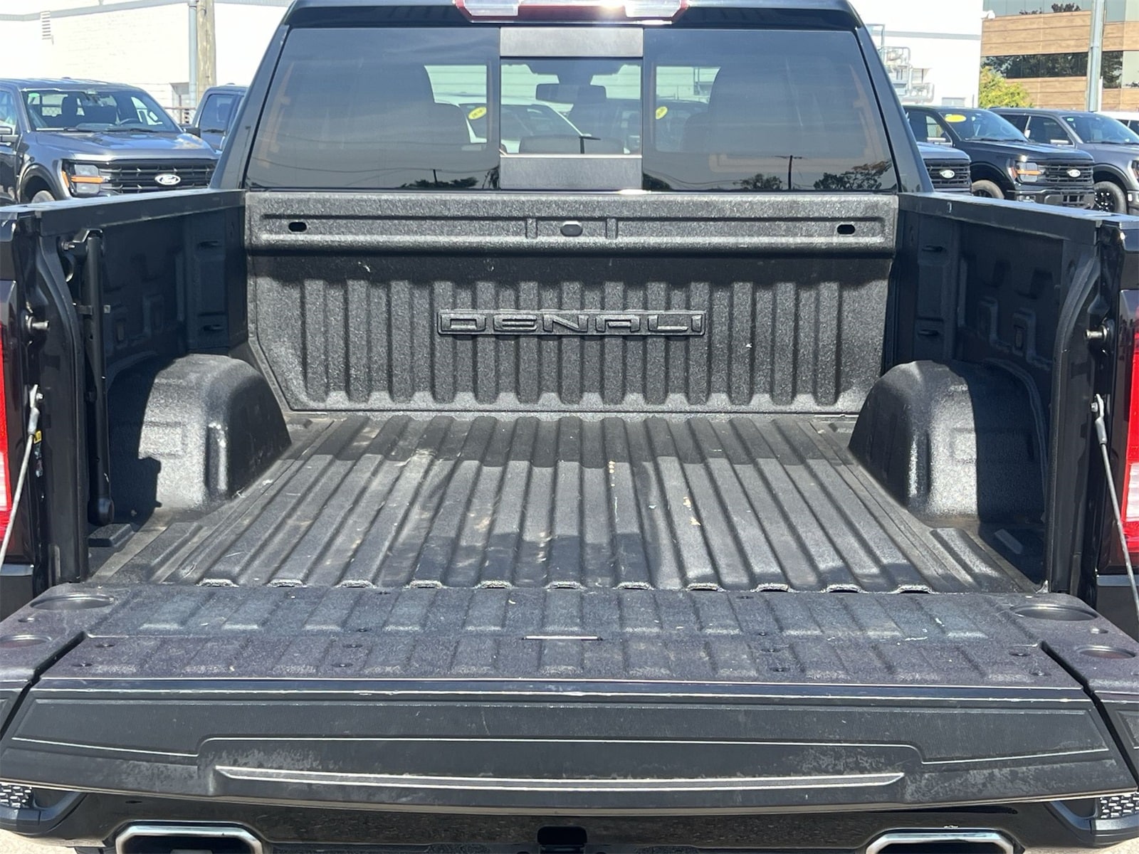 Thumbnail: 2021 GMC Sierra 1500 - 32