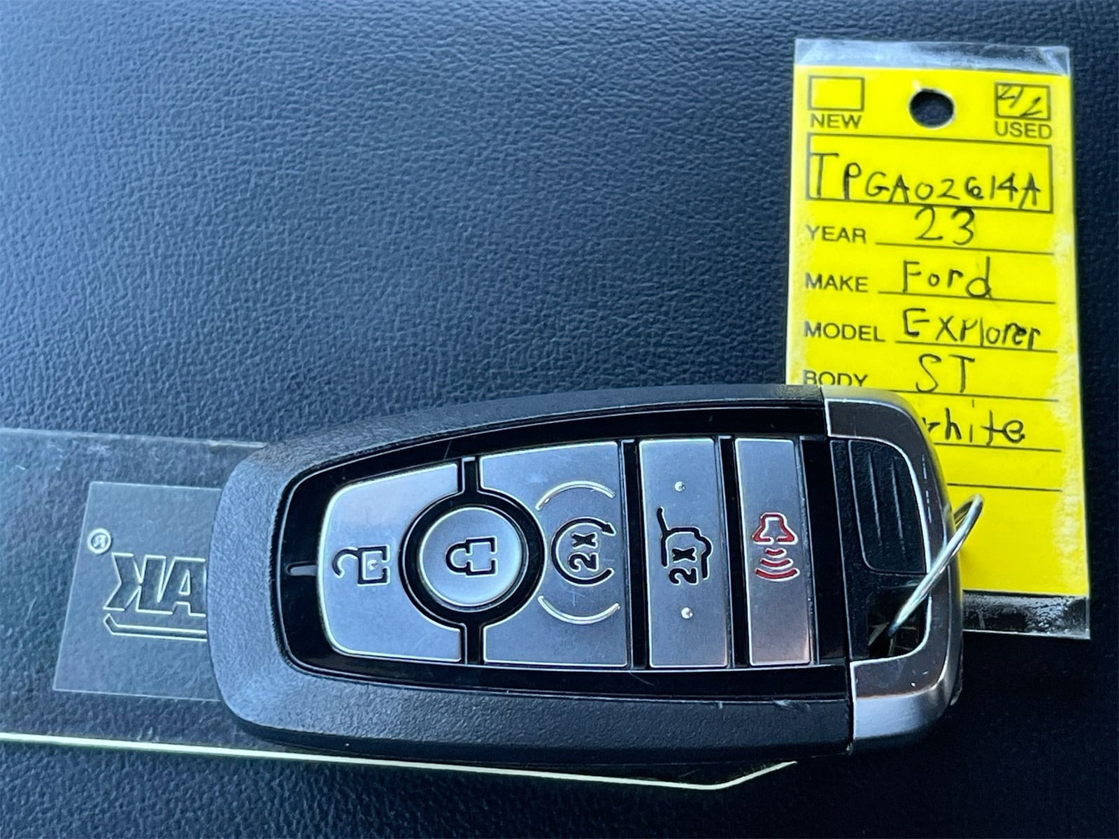 Thumbnail: 2023 Ford Explorer - 36