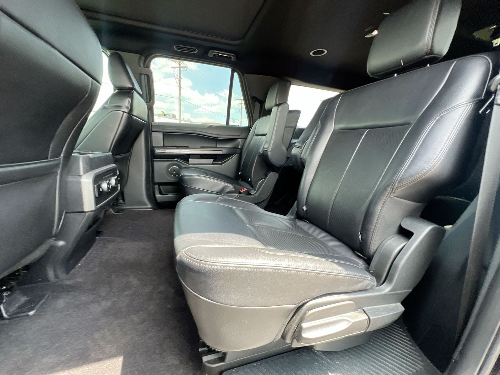 Thumbnail: 2021 Ford Expedition MAX - 19