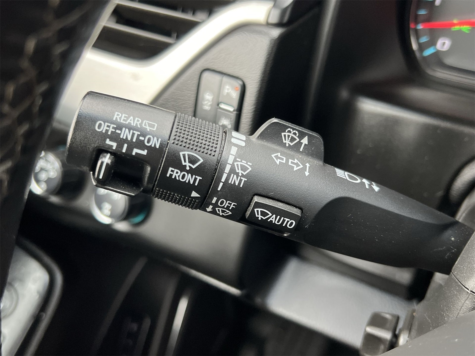 Thumbnail: 2019 GMC Yukon XL - 25