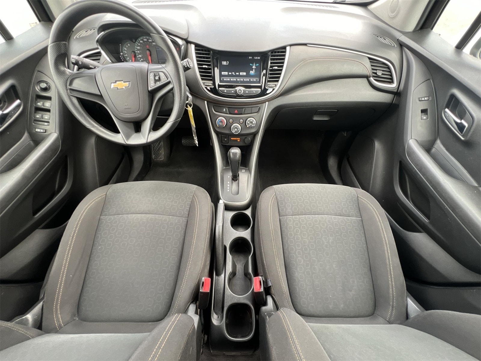 Thumbnail: 2017 Chevrolet Trax - 16