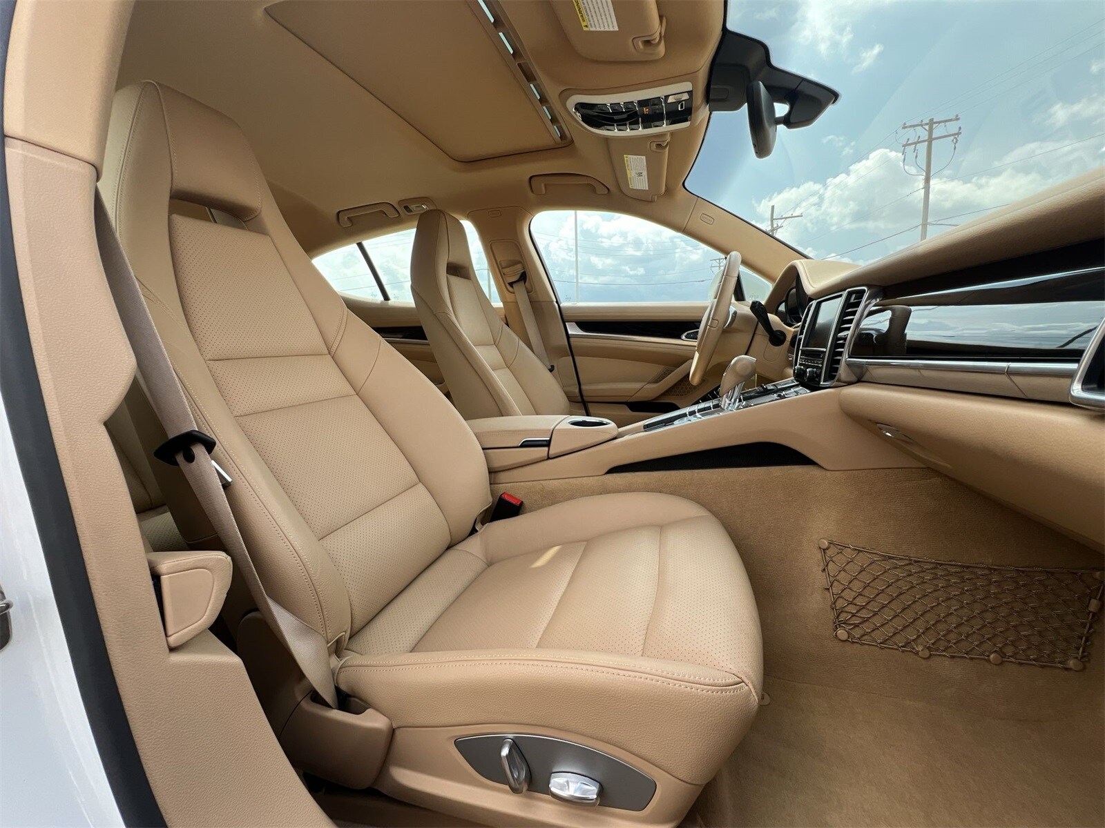 Thumbnail: 2013 Porsche Panamera - 22