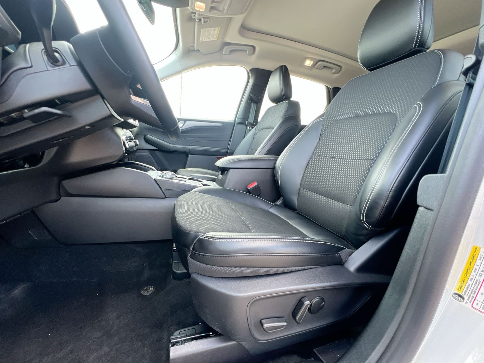 Thumbnail: 2025 Ford Escape - 16