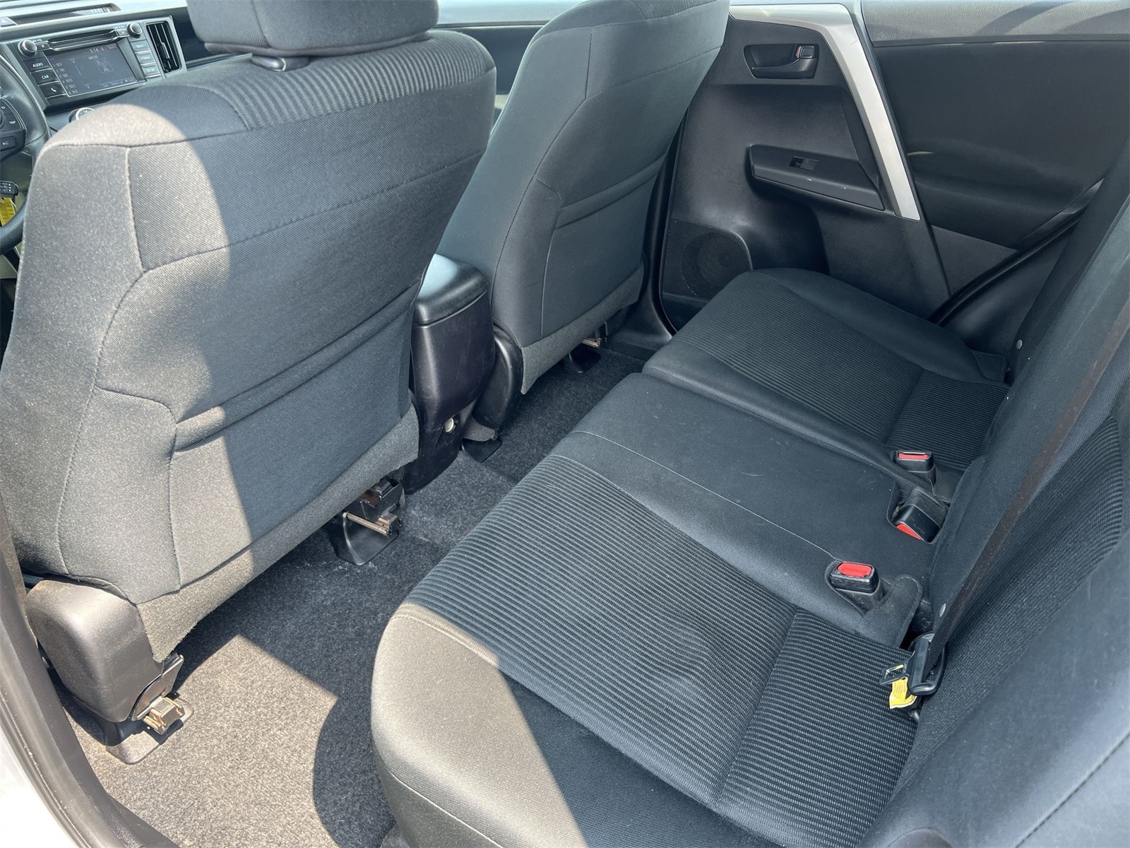 Thumbnail: 2017 Toyota RAV4 - 18