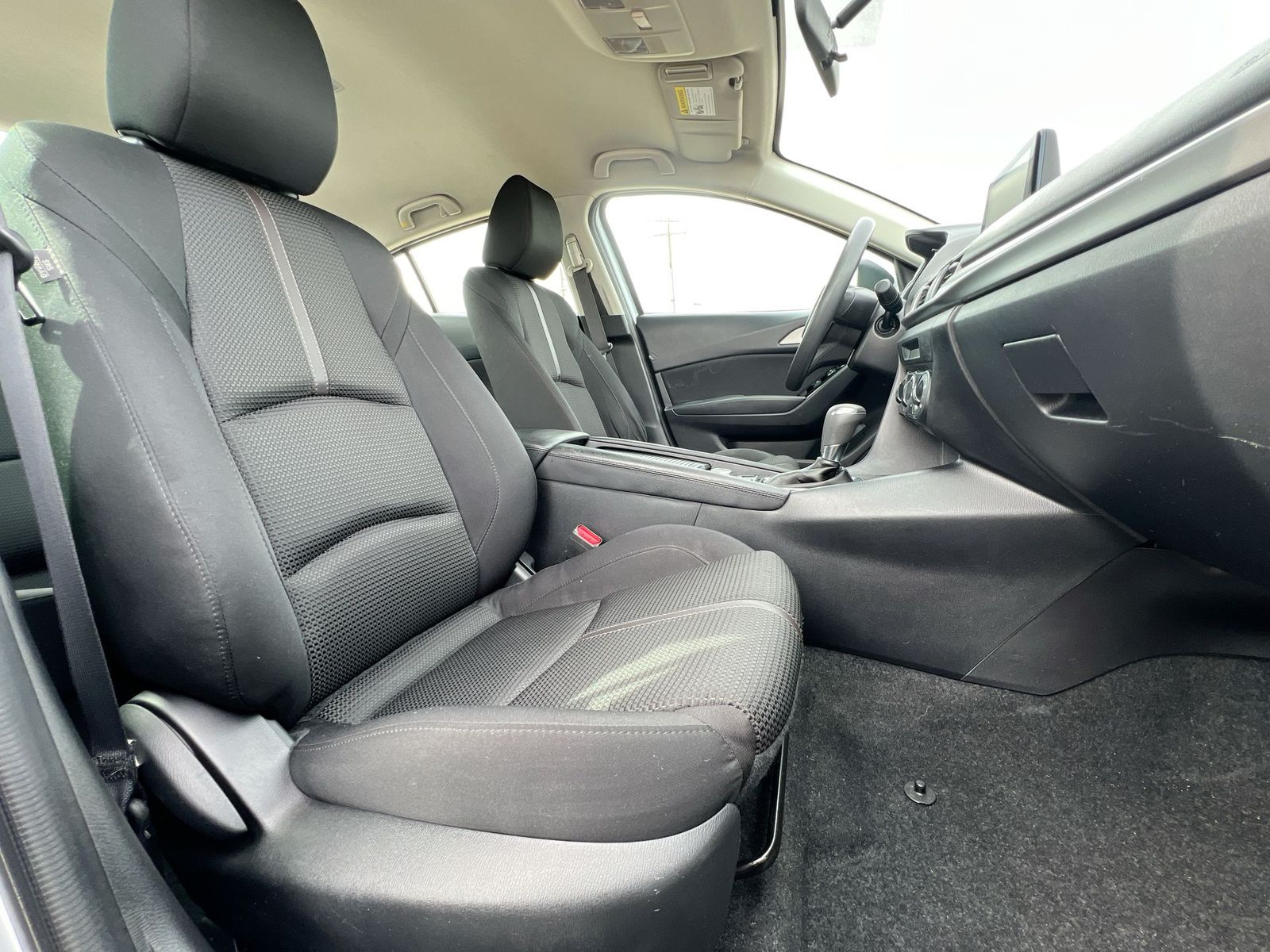 Thumbnail: 2017 Mazda Mazda3 - 21