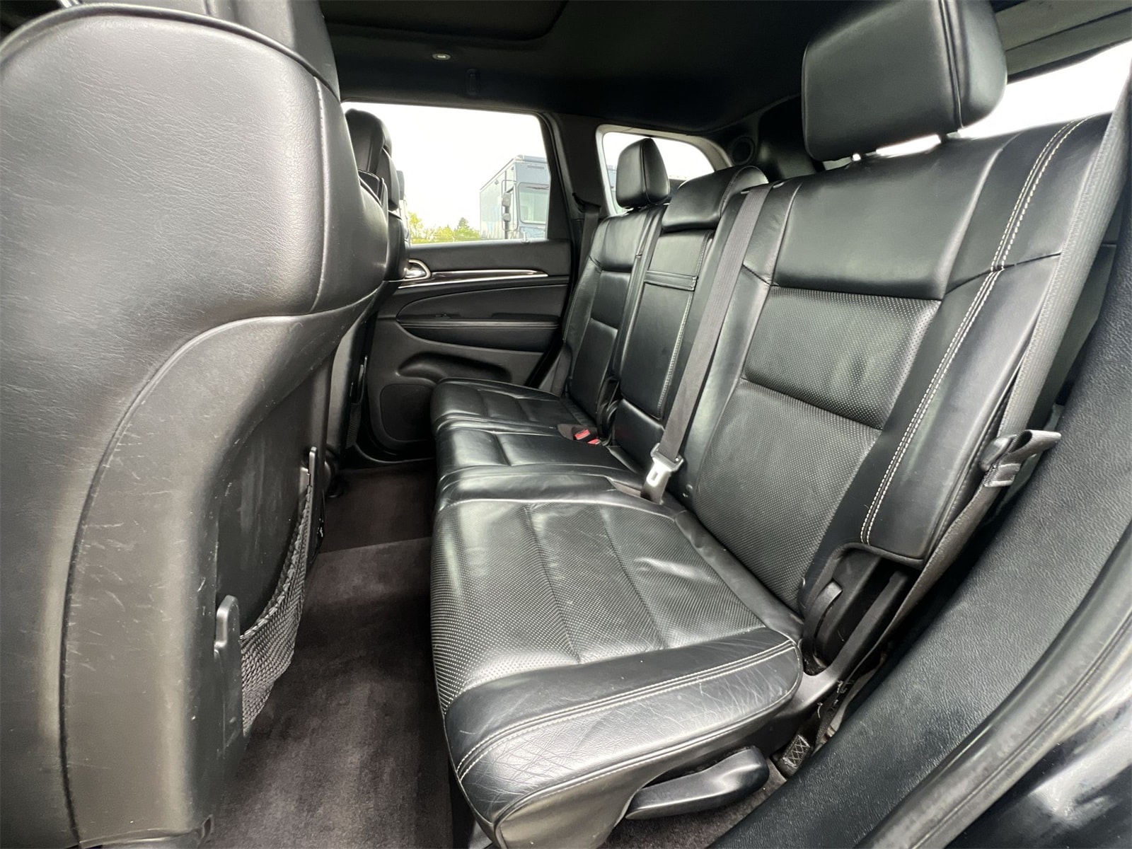 Thumbnail: 2017 Jeep Grand Cherokee - 20