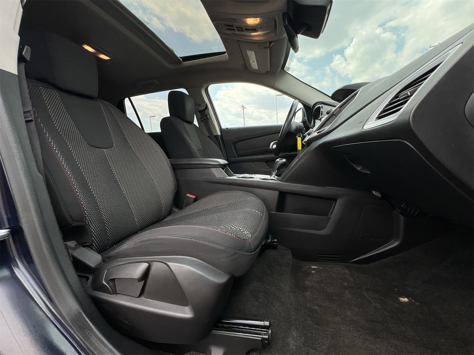 Thumbnail: 2017 GMC Terrain - 22