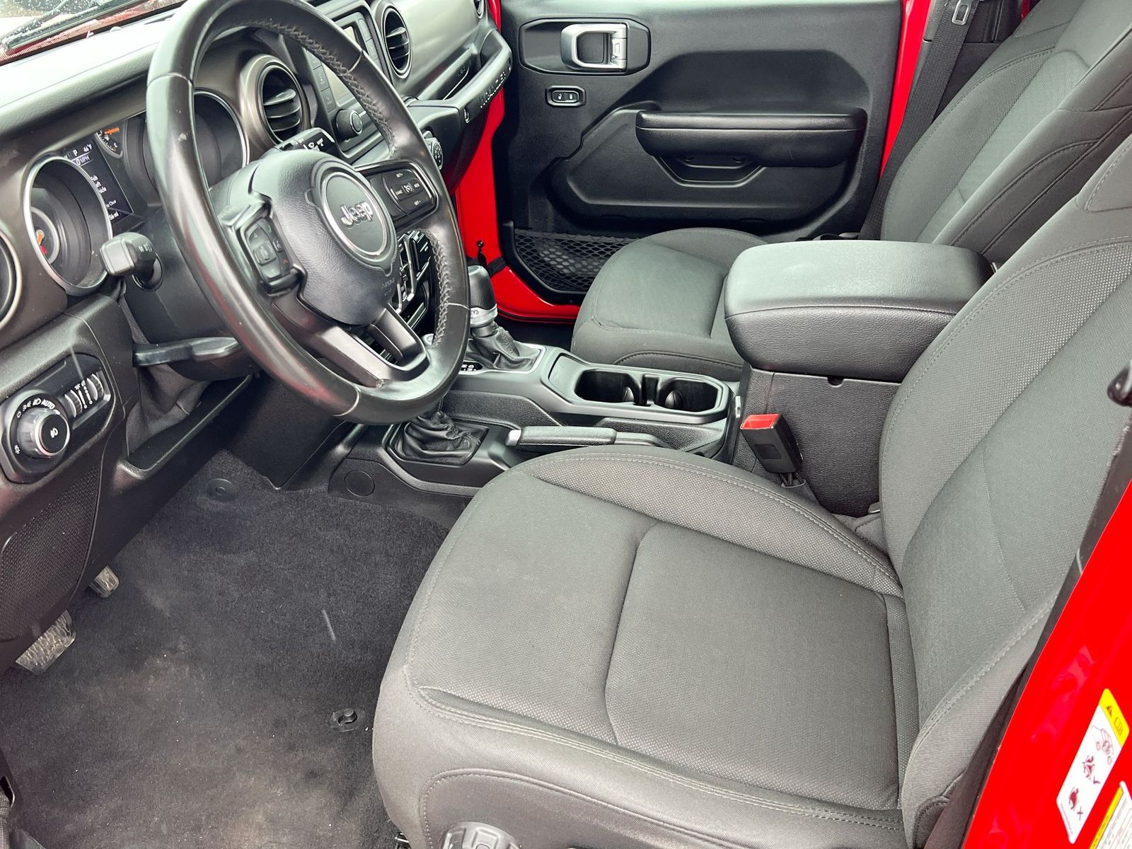 Thumbnail: 2020 Jeep Wrangler - 10