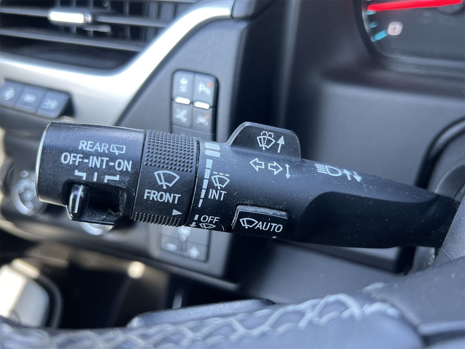 Thumbnail: 2019 Chevrolet Suburban - 26
