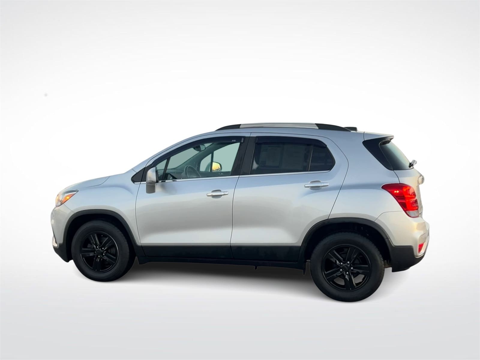 Thumbnail: 2017 Chevrolet Trax - 6