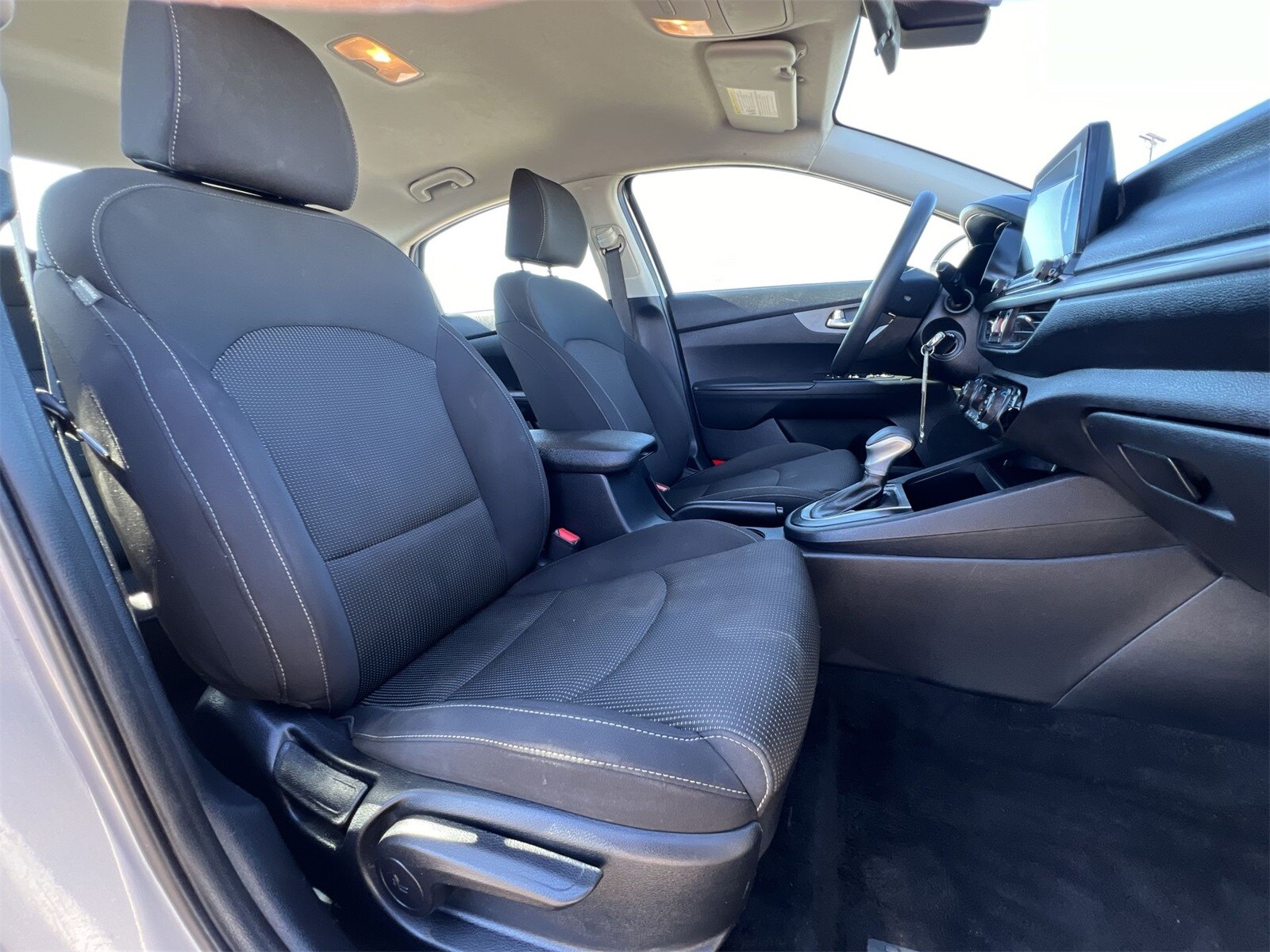 Thumbnail: 2019 Kia Forte - 22