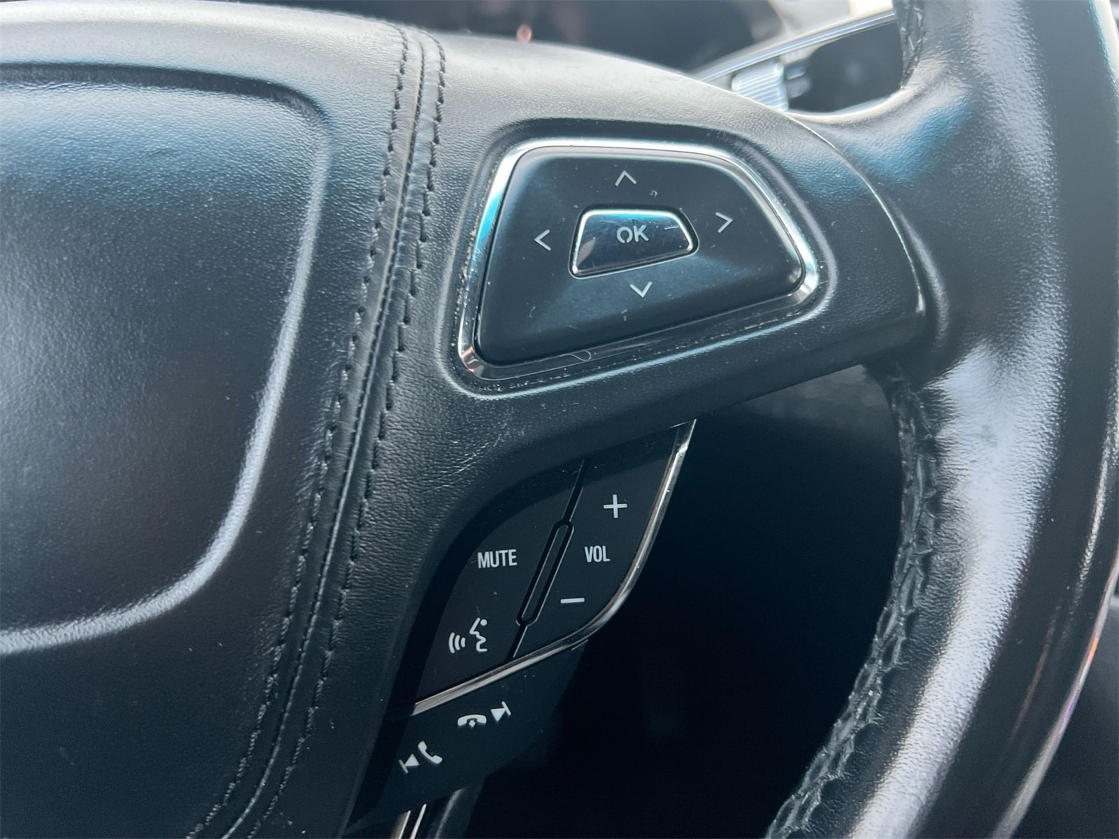 Thumbnail: 2018 Lincoln MKZ - 25