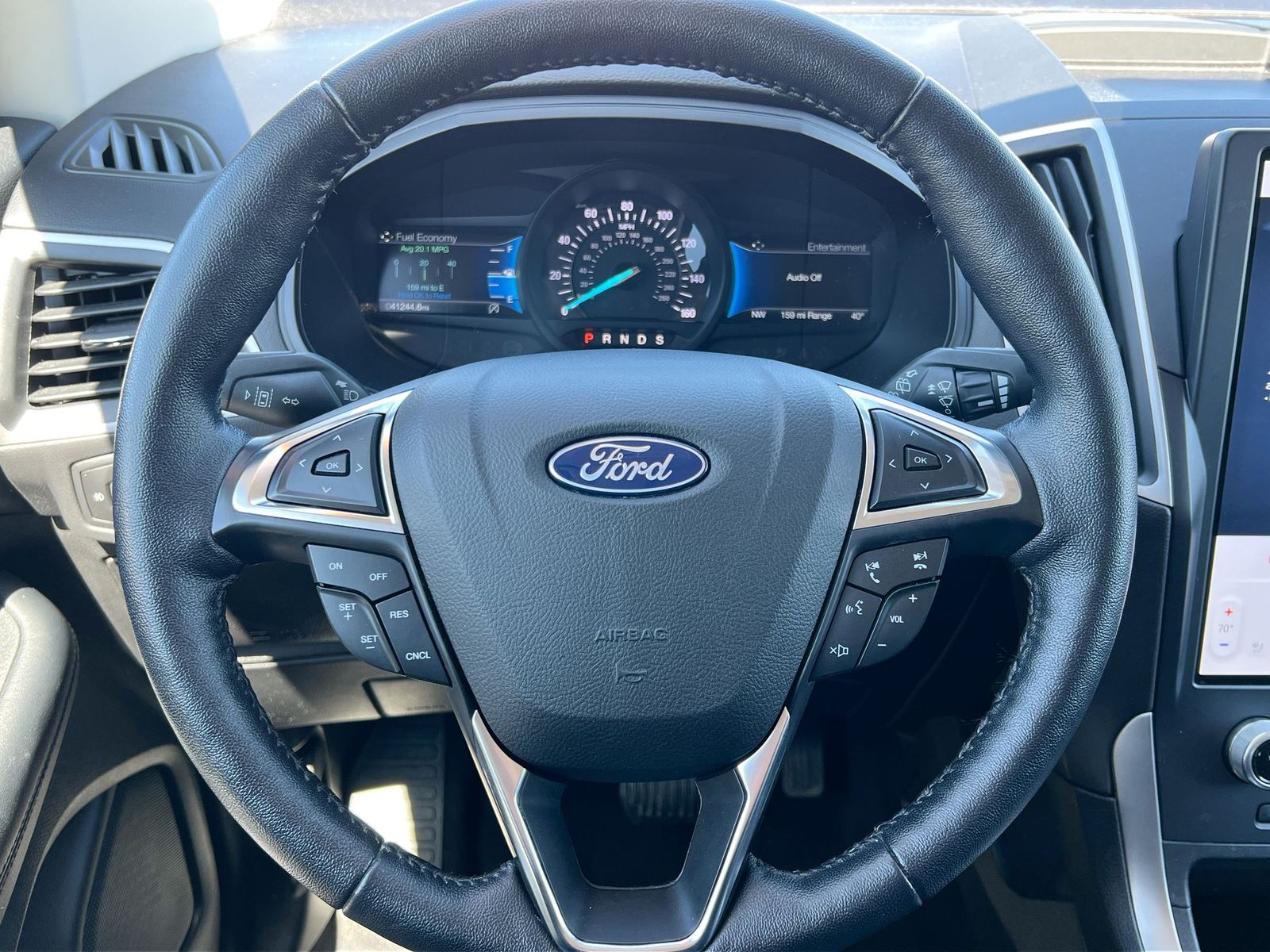 Thumbnail: 2023 Ford Edge - 22
