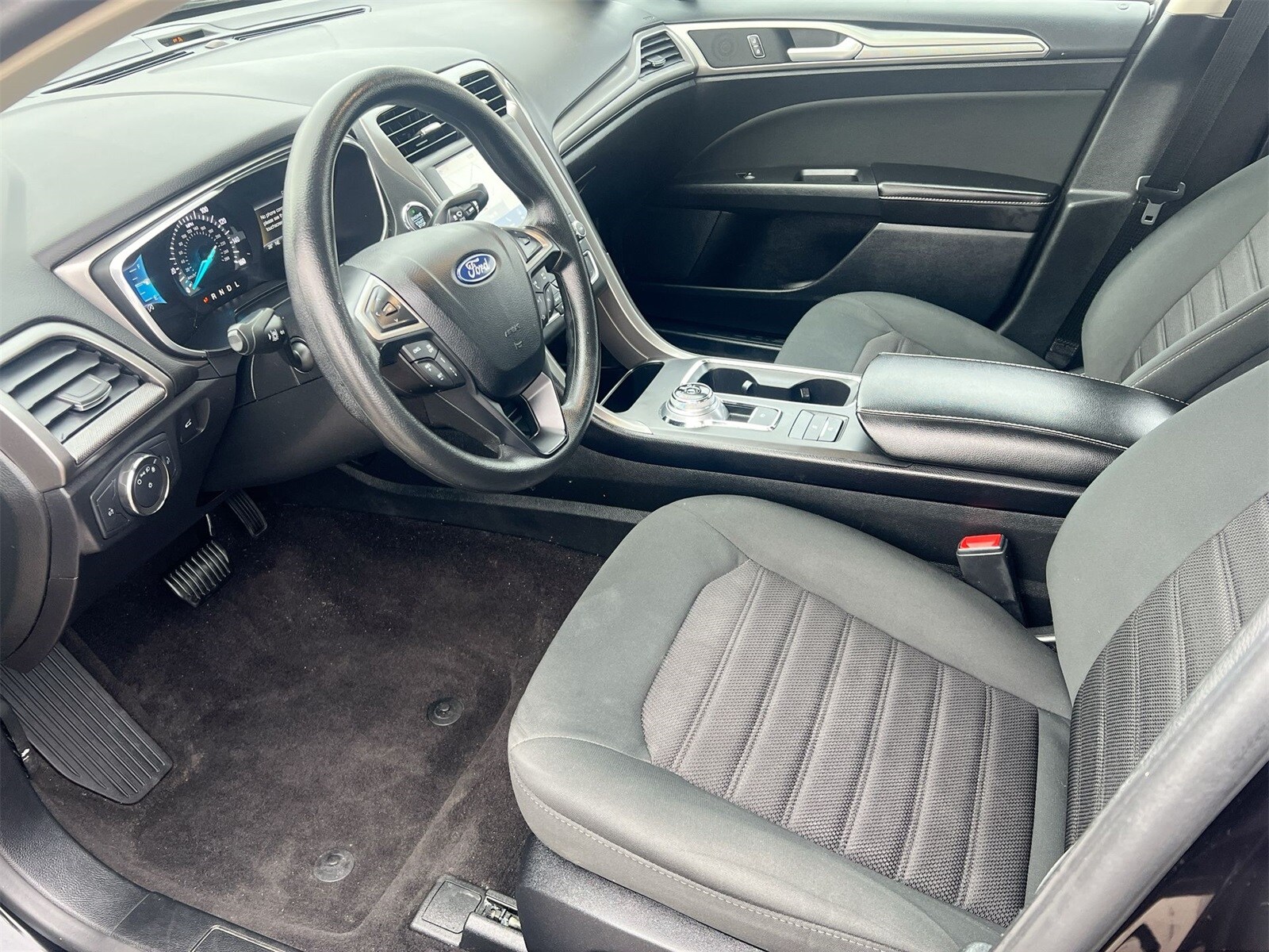 Thumbnail: 2020 Ford Fusion - 10