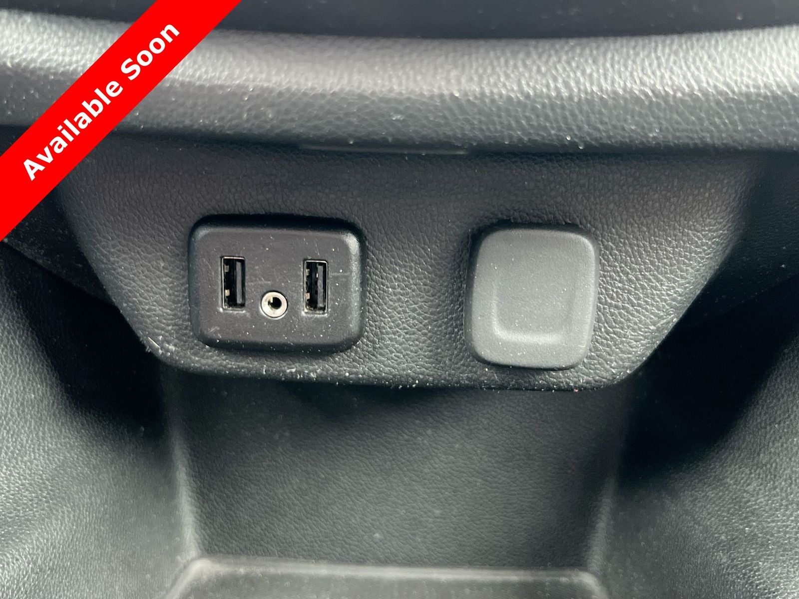 Thumbnail: 2018 Chevrolet Traverse - 31