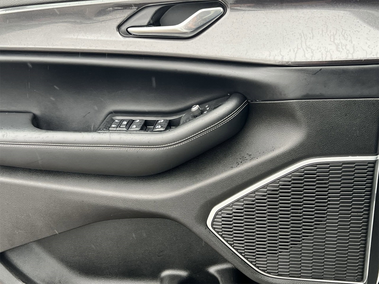 2022 Jeep Grand Cherokee L Laredo 31