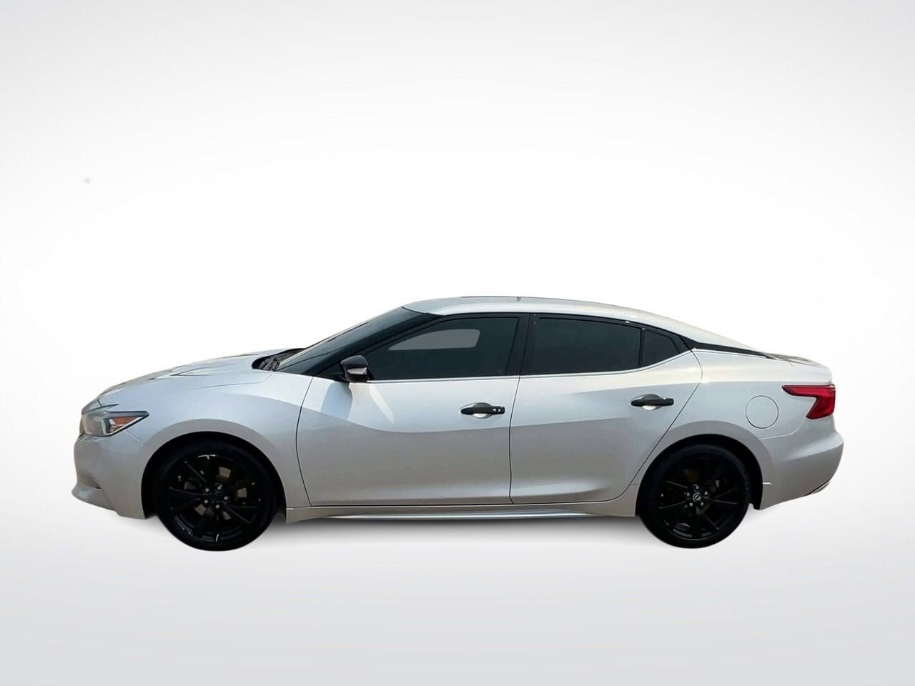 Thumbnail: 2017 Nissan Maxima - 5