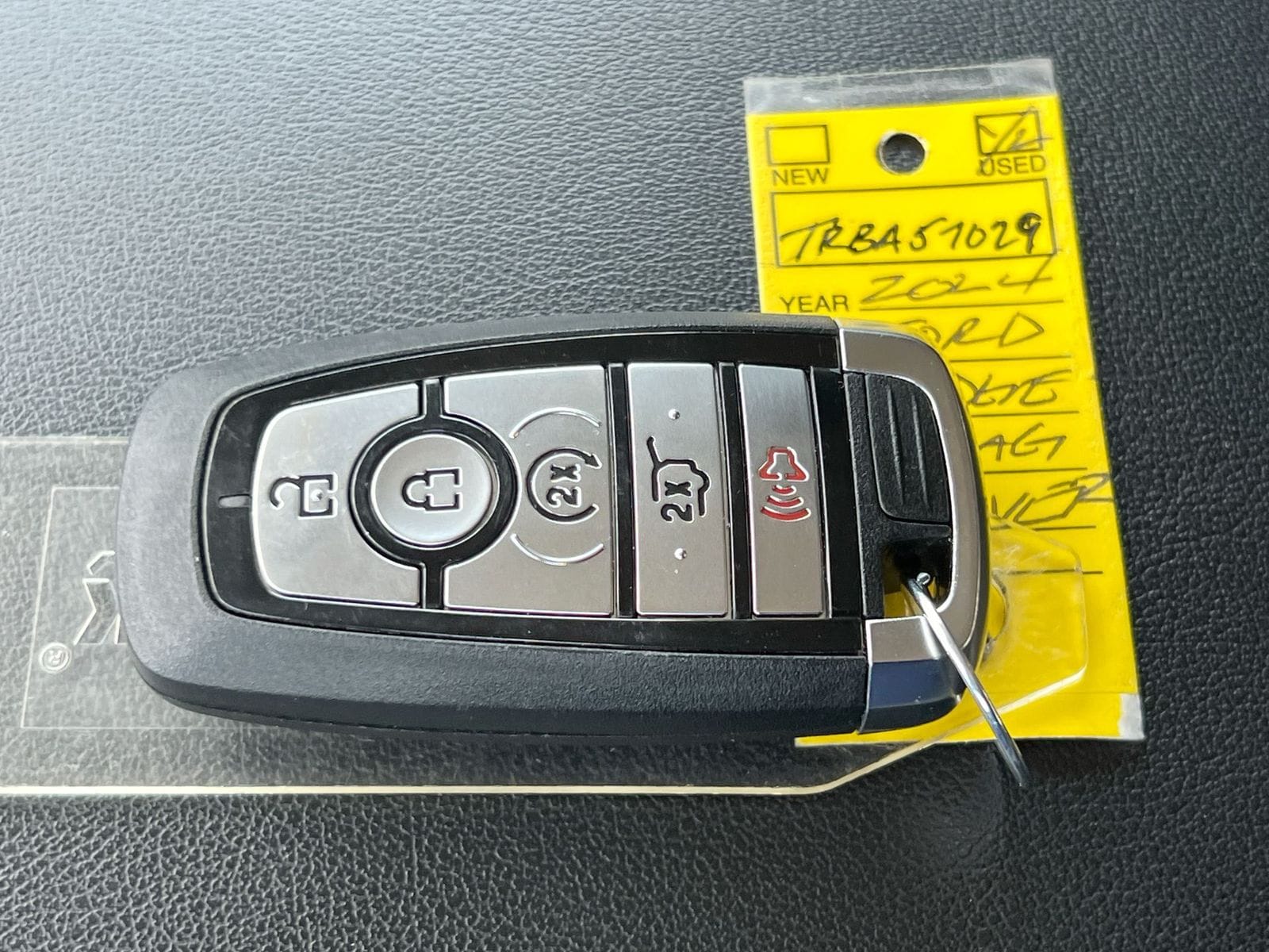 Thumbnail: 2024 Ford Edge - 35