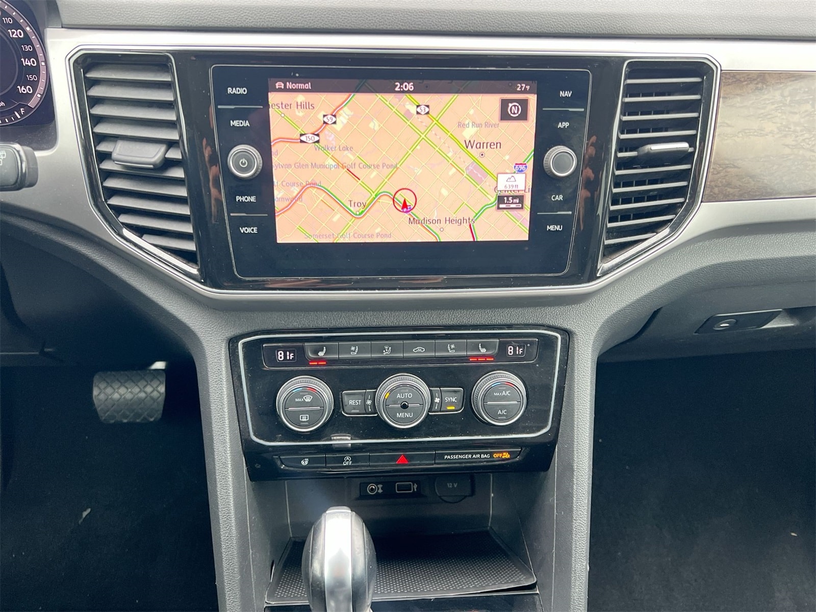 Thumbnail: 2019 Volkswagen Atlas - 27