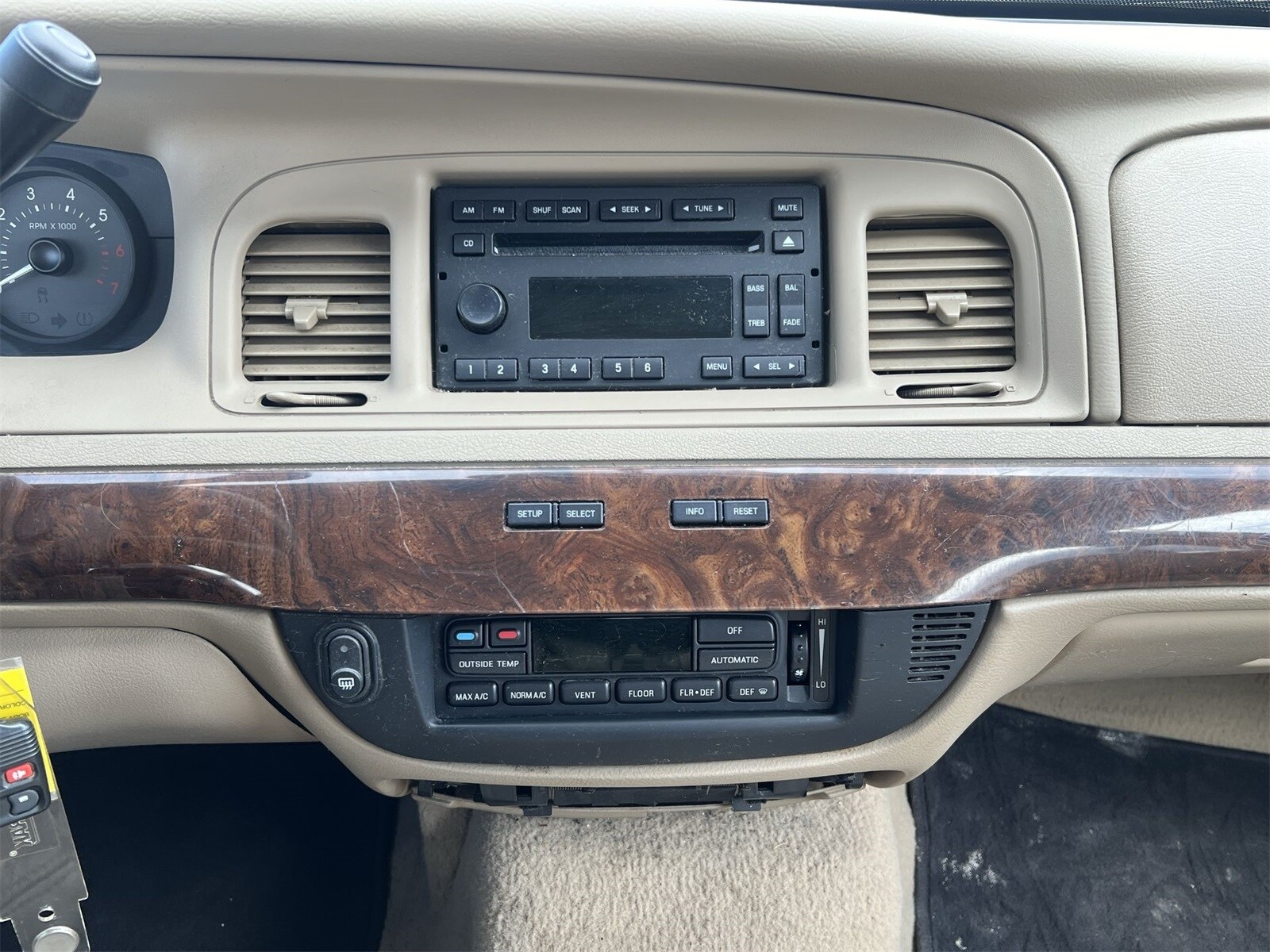Thumbnail: 2006 Mercury Grand Marquis - 26