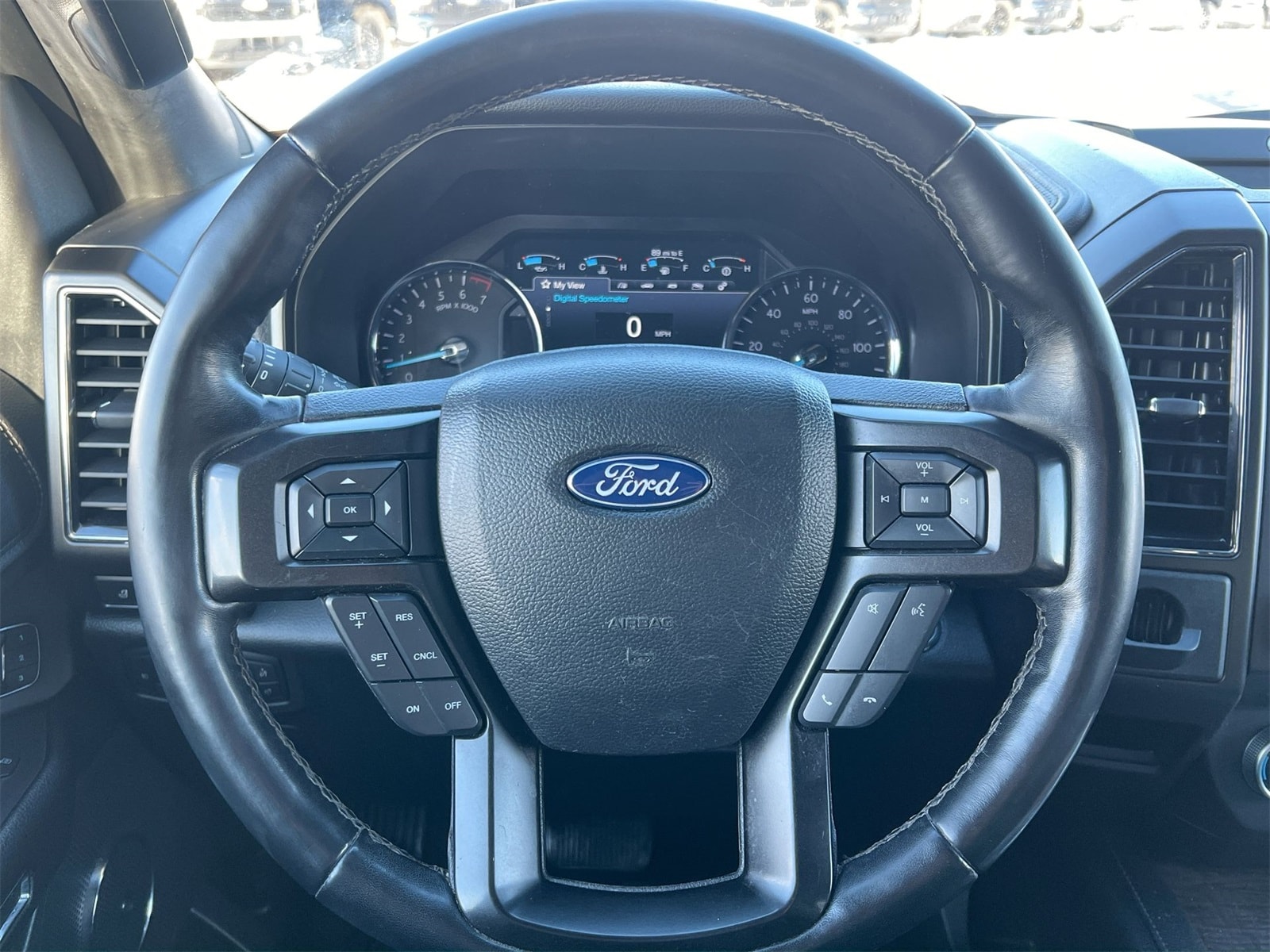 Thumbnail: 2018 Ford Expedition - 22