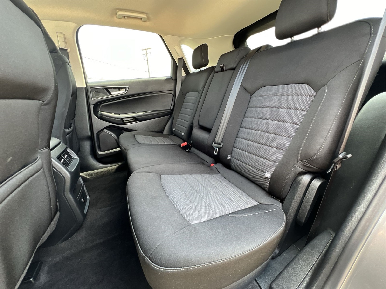Thumbnail: 2021 Ford Edge - 20