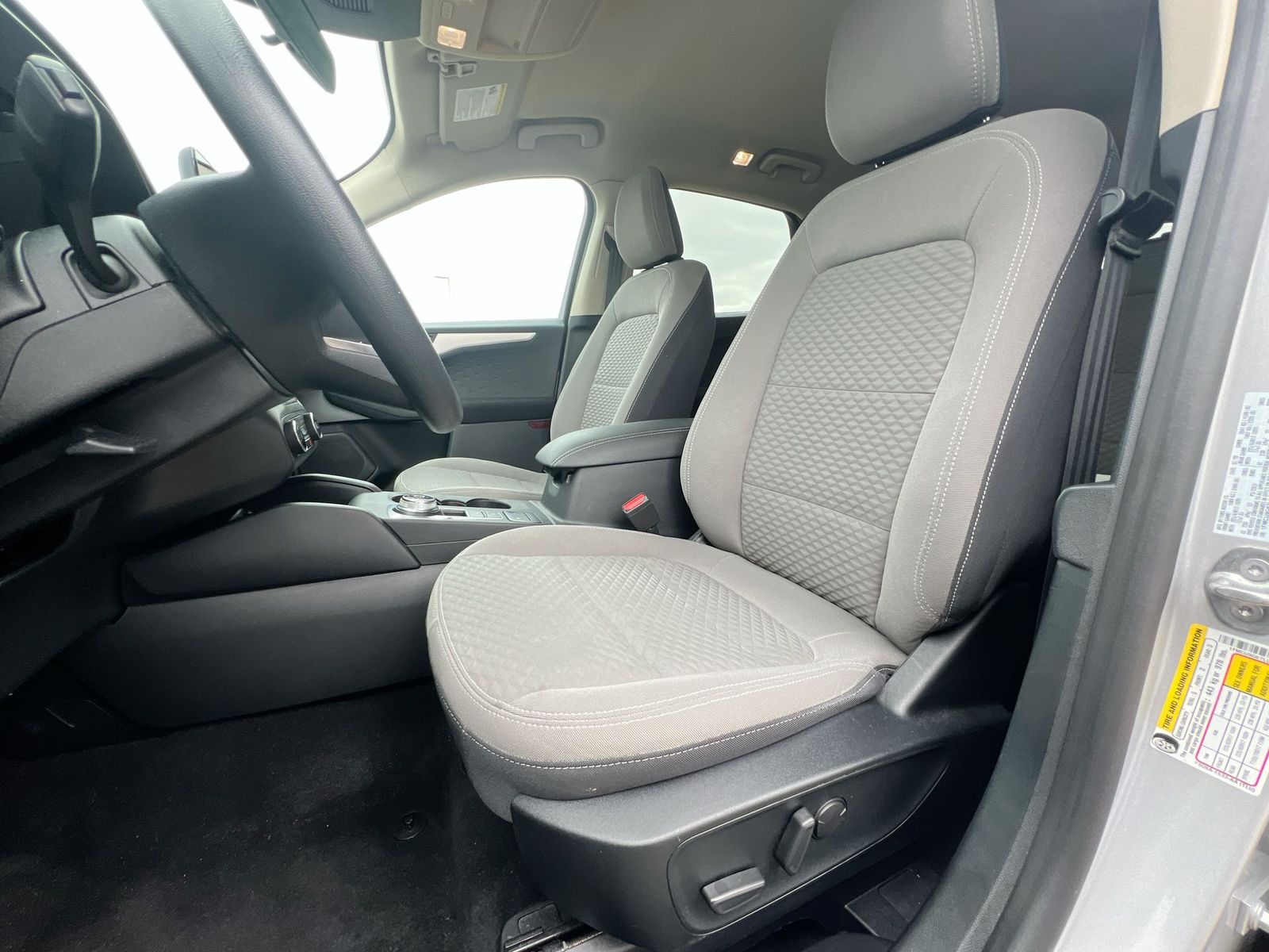Thumbnail: 2020 Ford Escape - 16