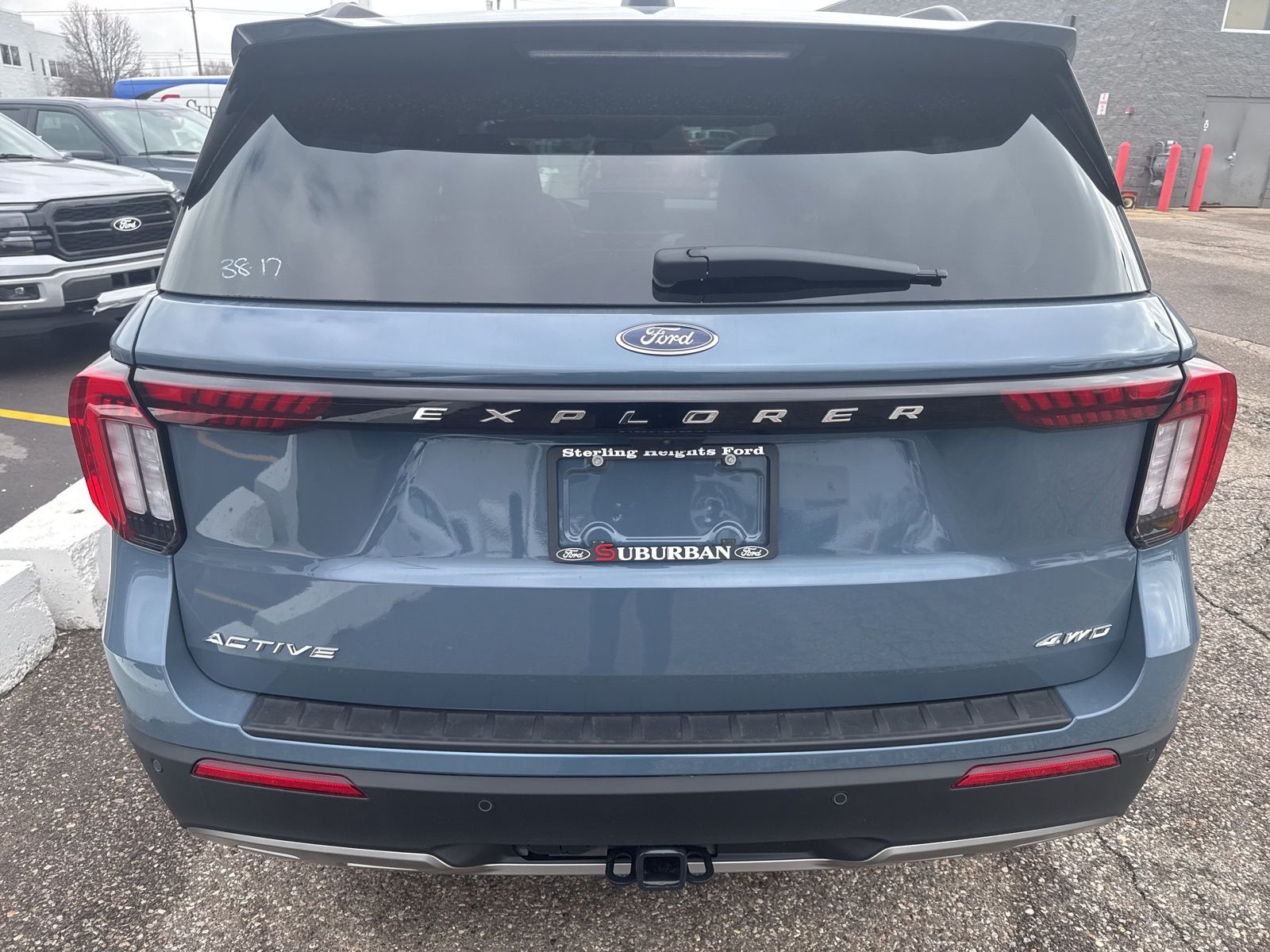 Thumbnail: 2026 Ford Explorer - 9