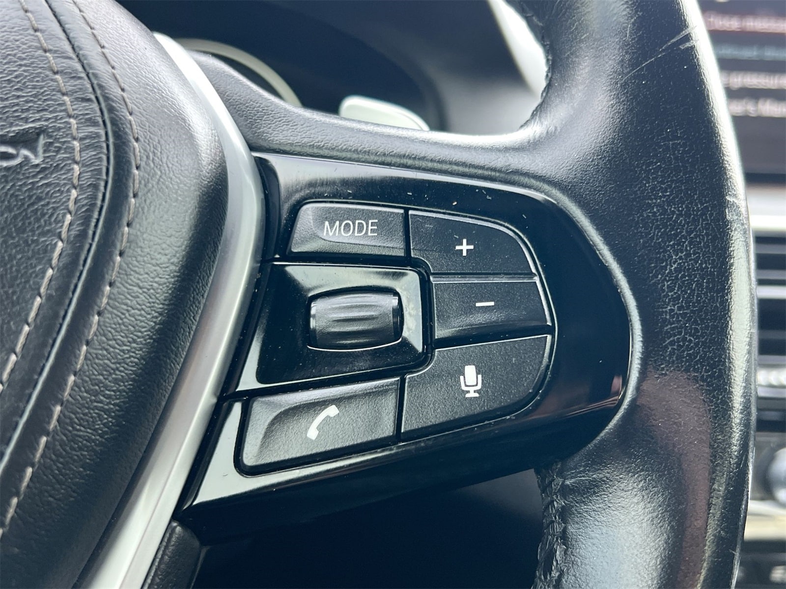 Thumbnail: 2018 BMW 5 Series - 24