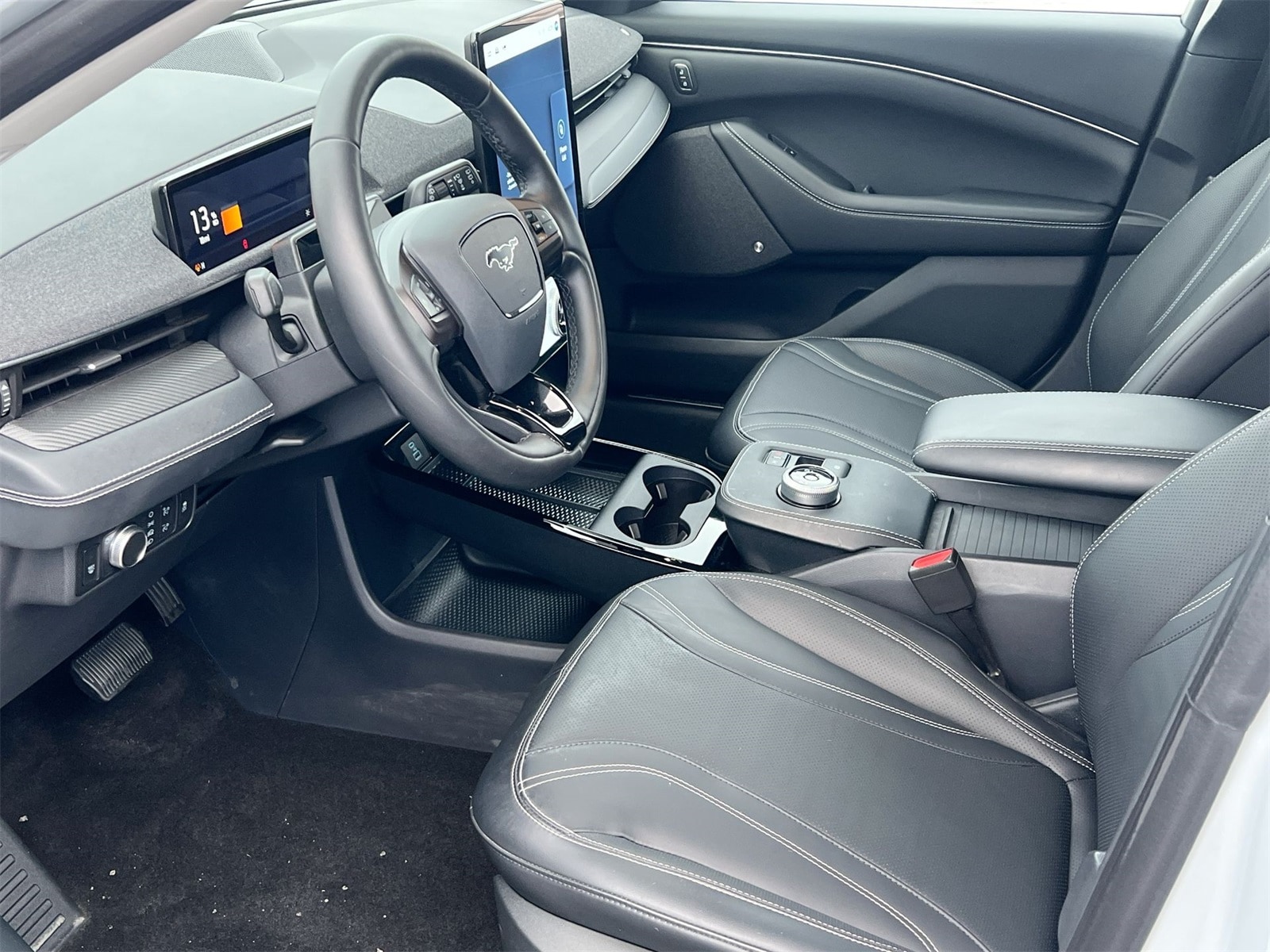 Thumbnail: 2021 Ford Mustang Mach-E - 10